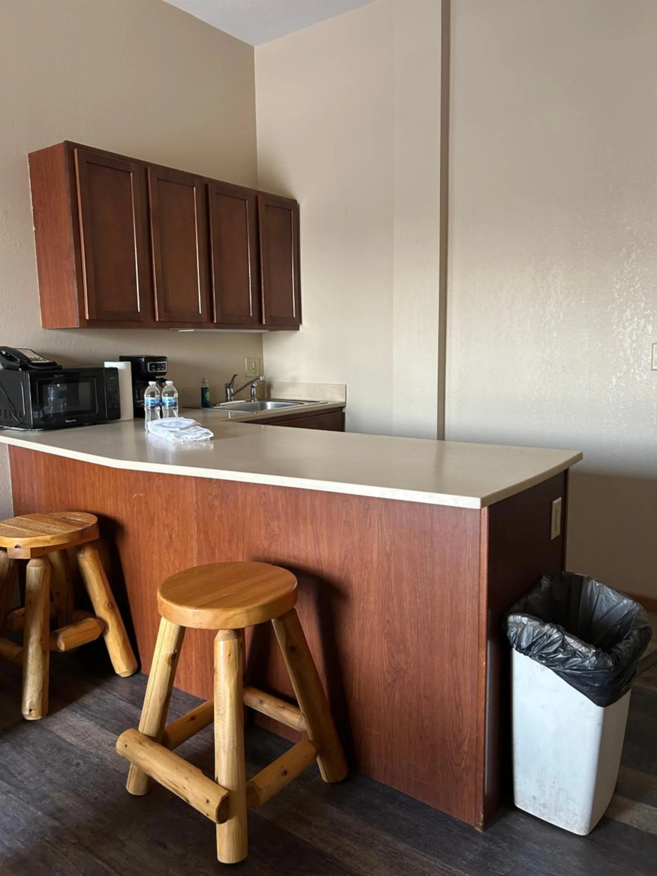 kitchen in Pine Mountain Resort