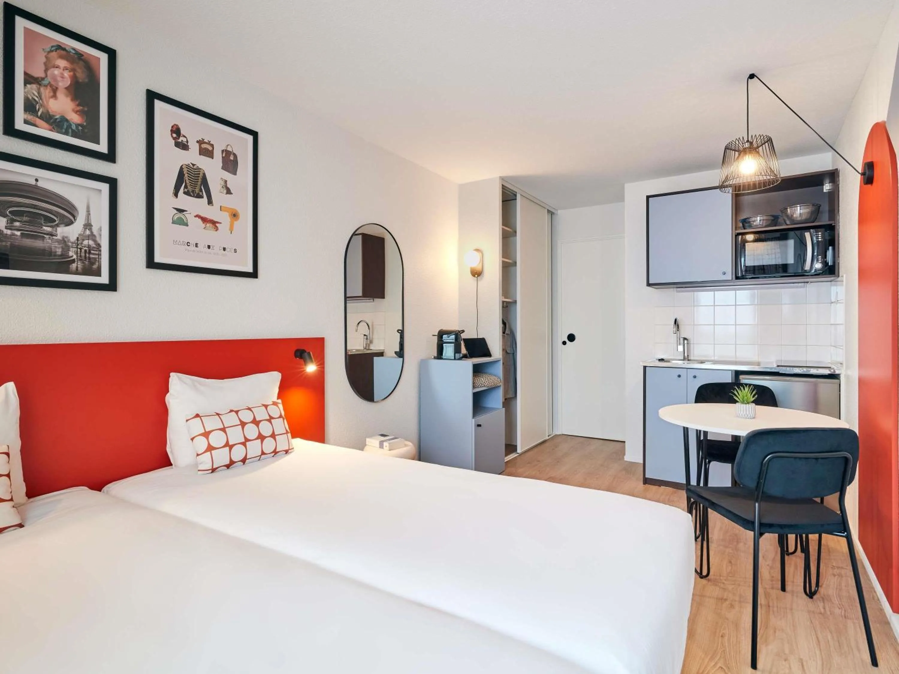 Bedroom, Bed in Aparthotel Adagio Access Paris Vanves - Porte de Versailles