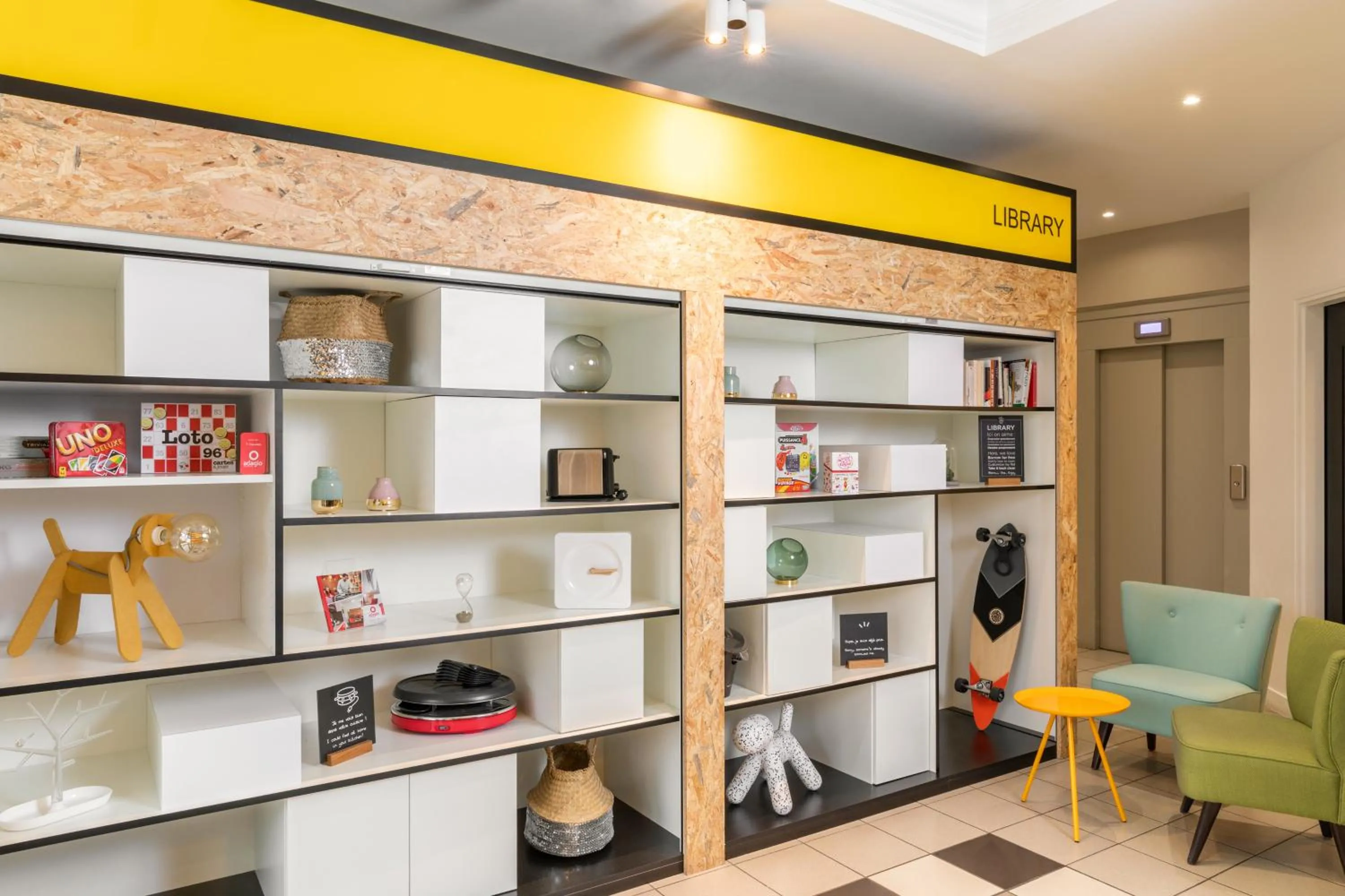 Decorative detail in Aparthotel Adagio Access Paris Vanves - Porte de Versailles