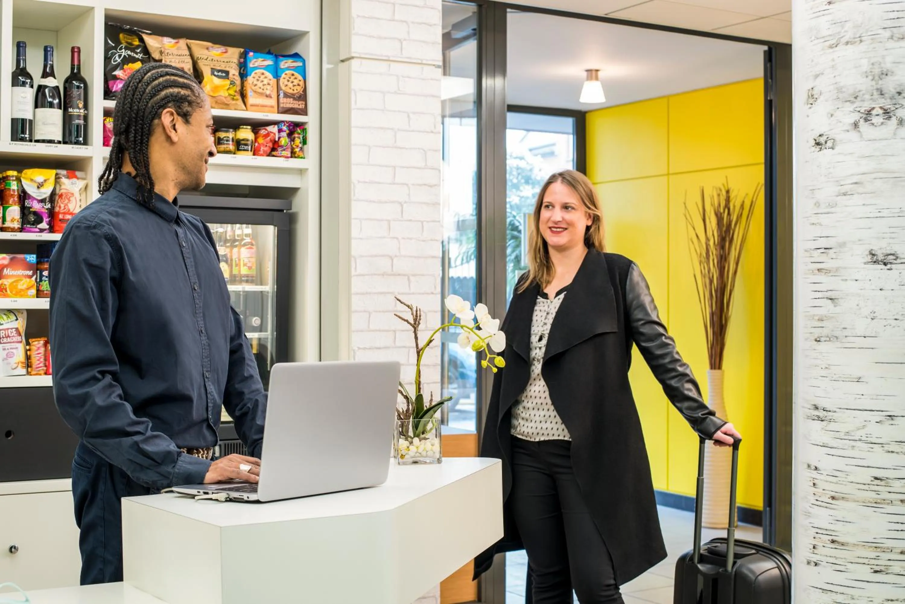 Lobby or reception in Aparthotel Adagio Access Paris Vanves - Porte de Châtillon