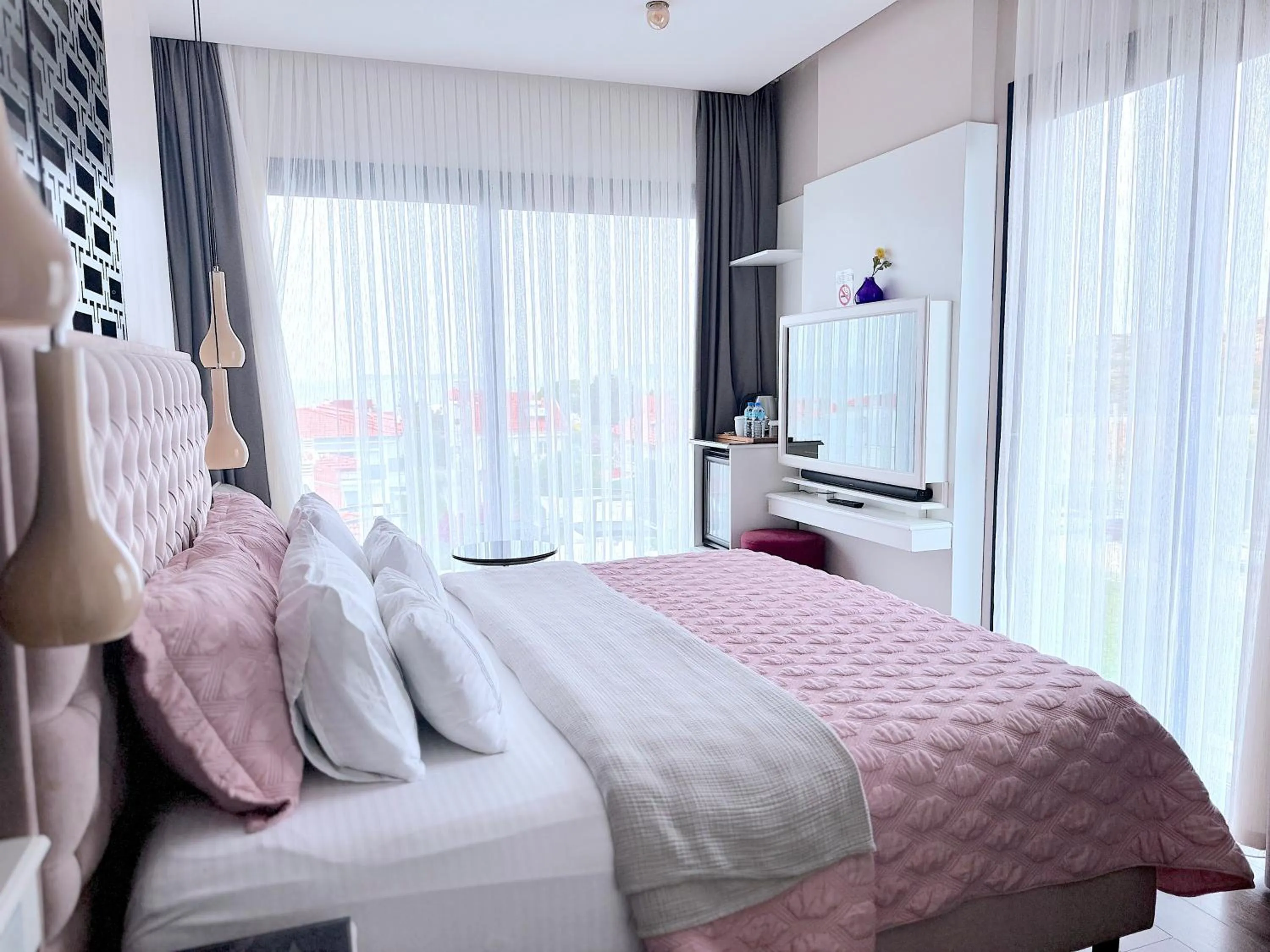 Ferush Boutique Hotel