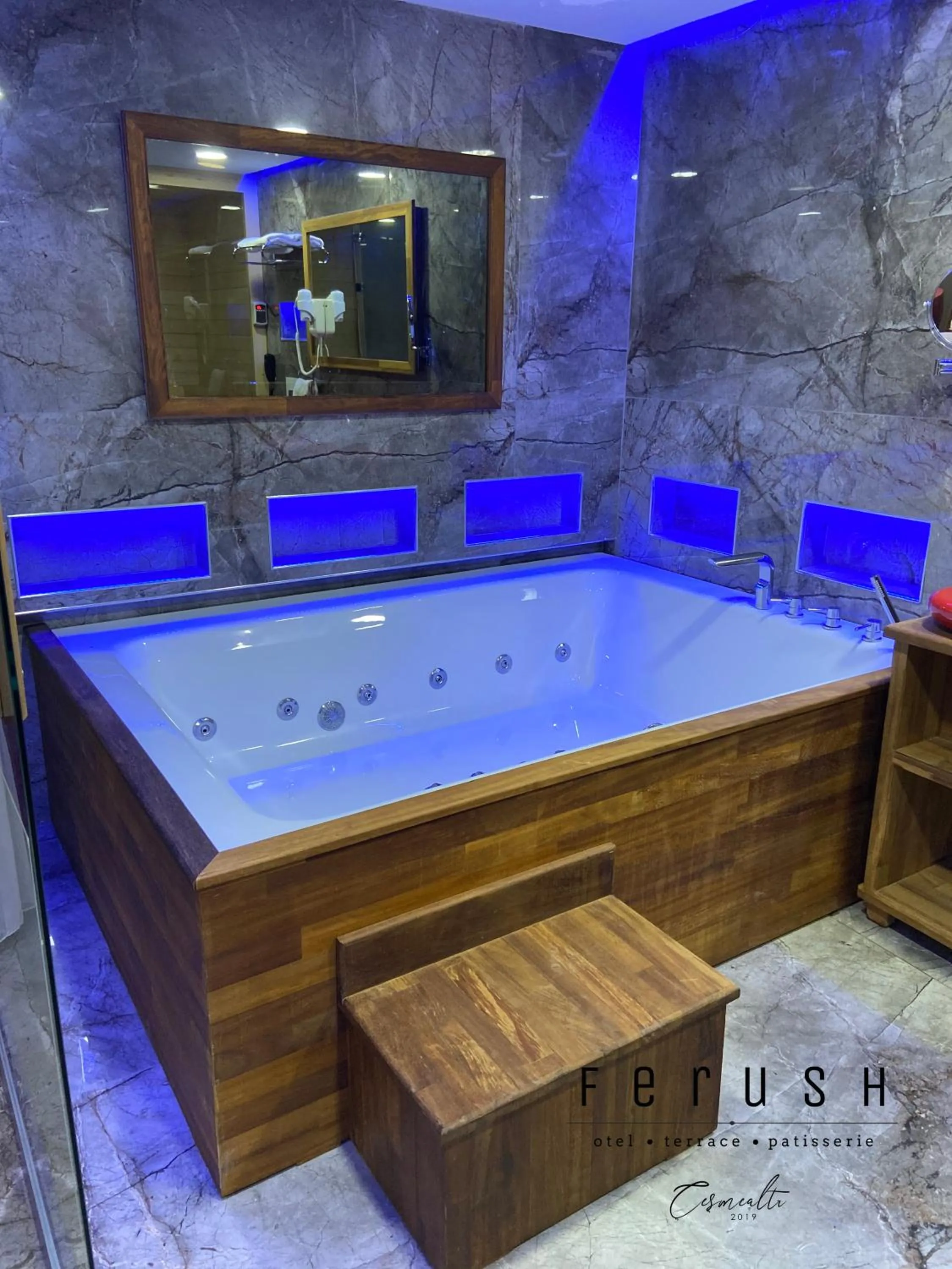 Ferush Boutique Hotel