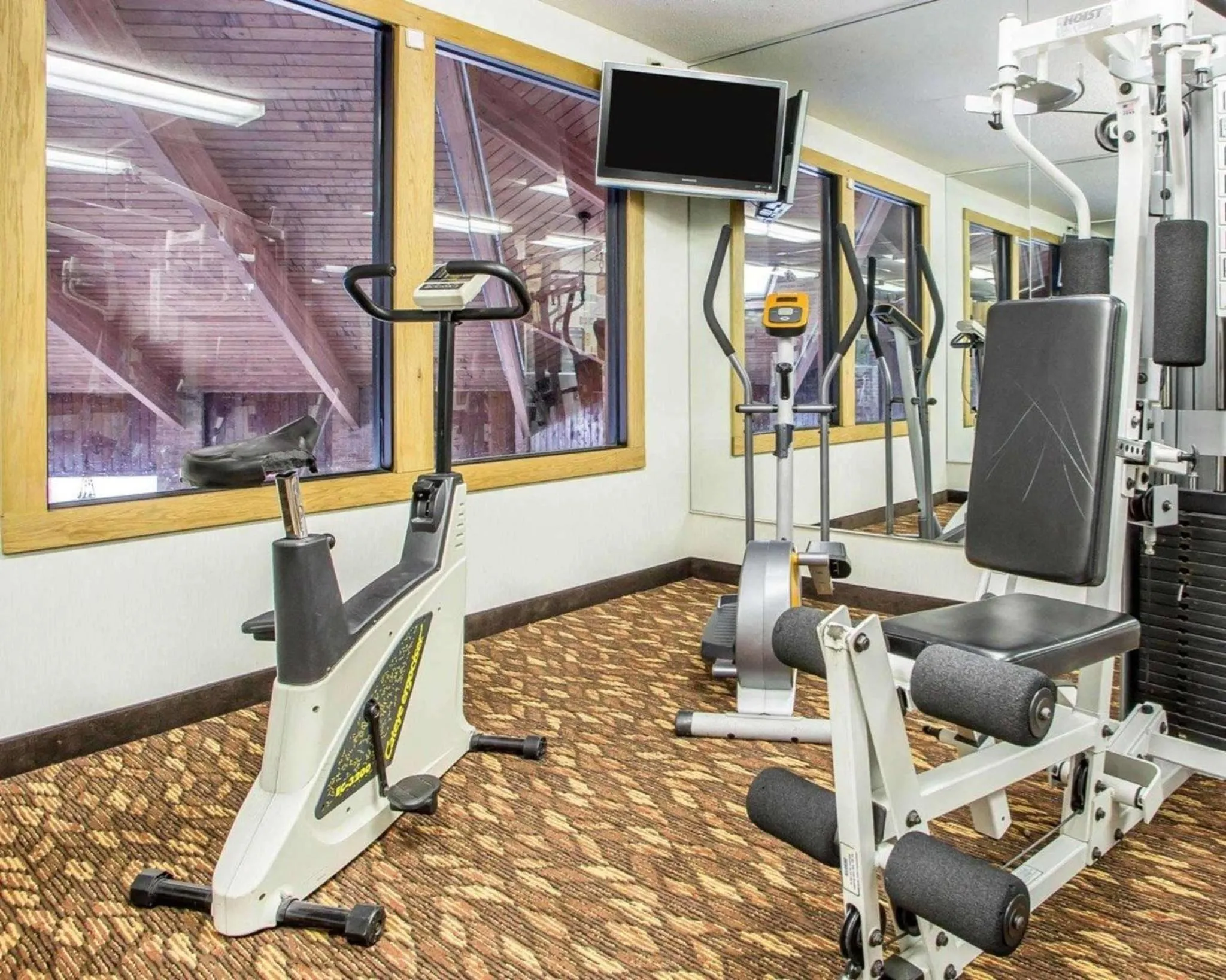 Fitness centre/facilities in Quality Inn St Marys
