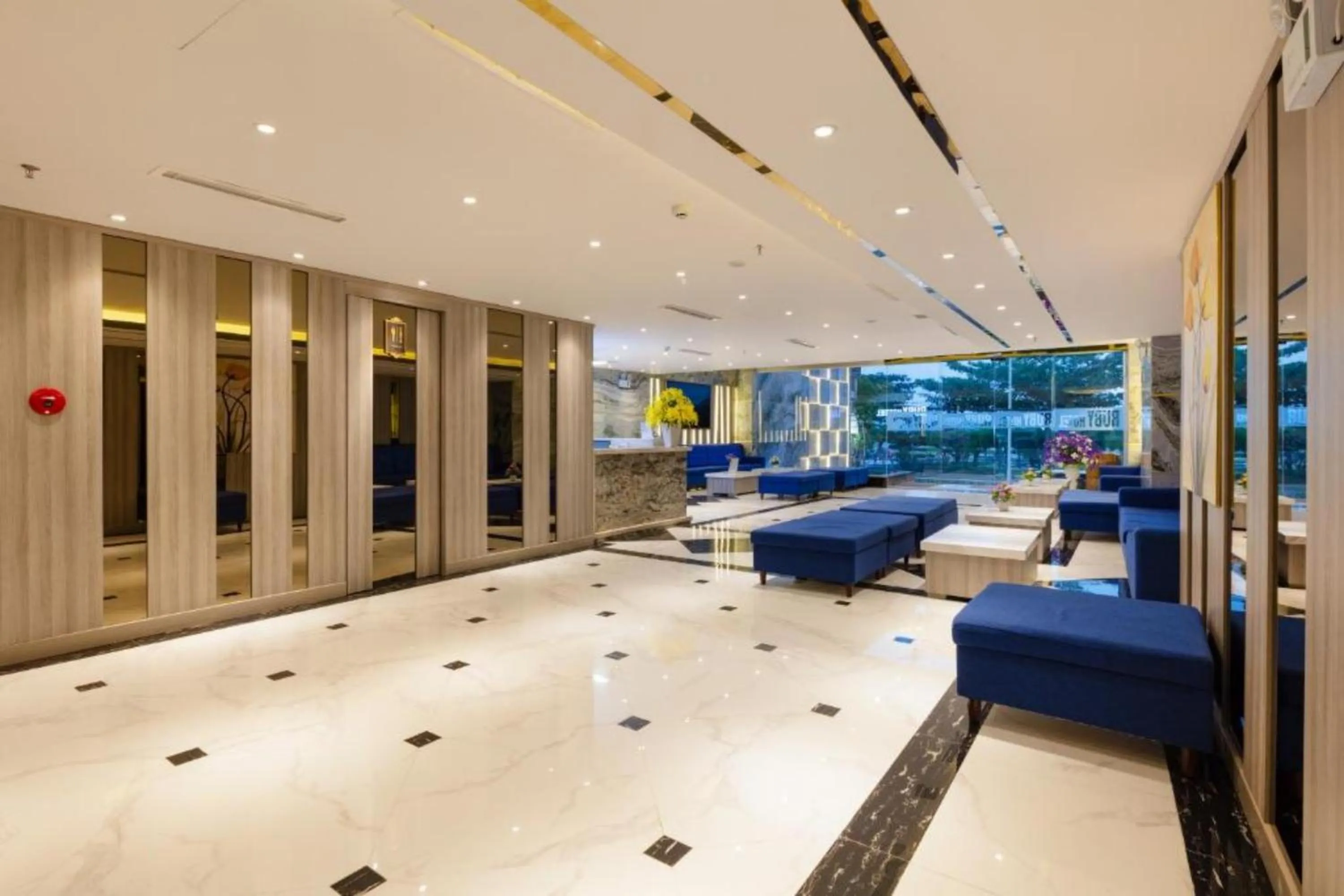 Communal lounge/ TV room in Ruby Luxury Hotel