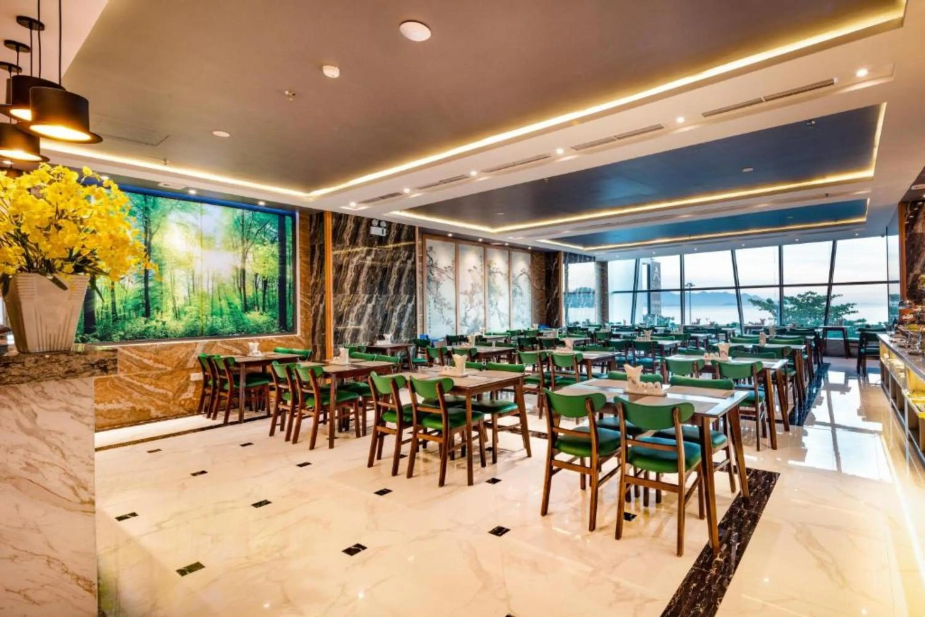 Restaurant/places to eat in Ruby Luxury Hotel