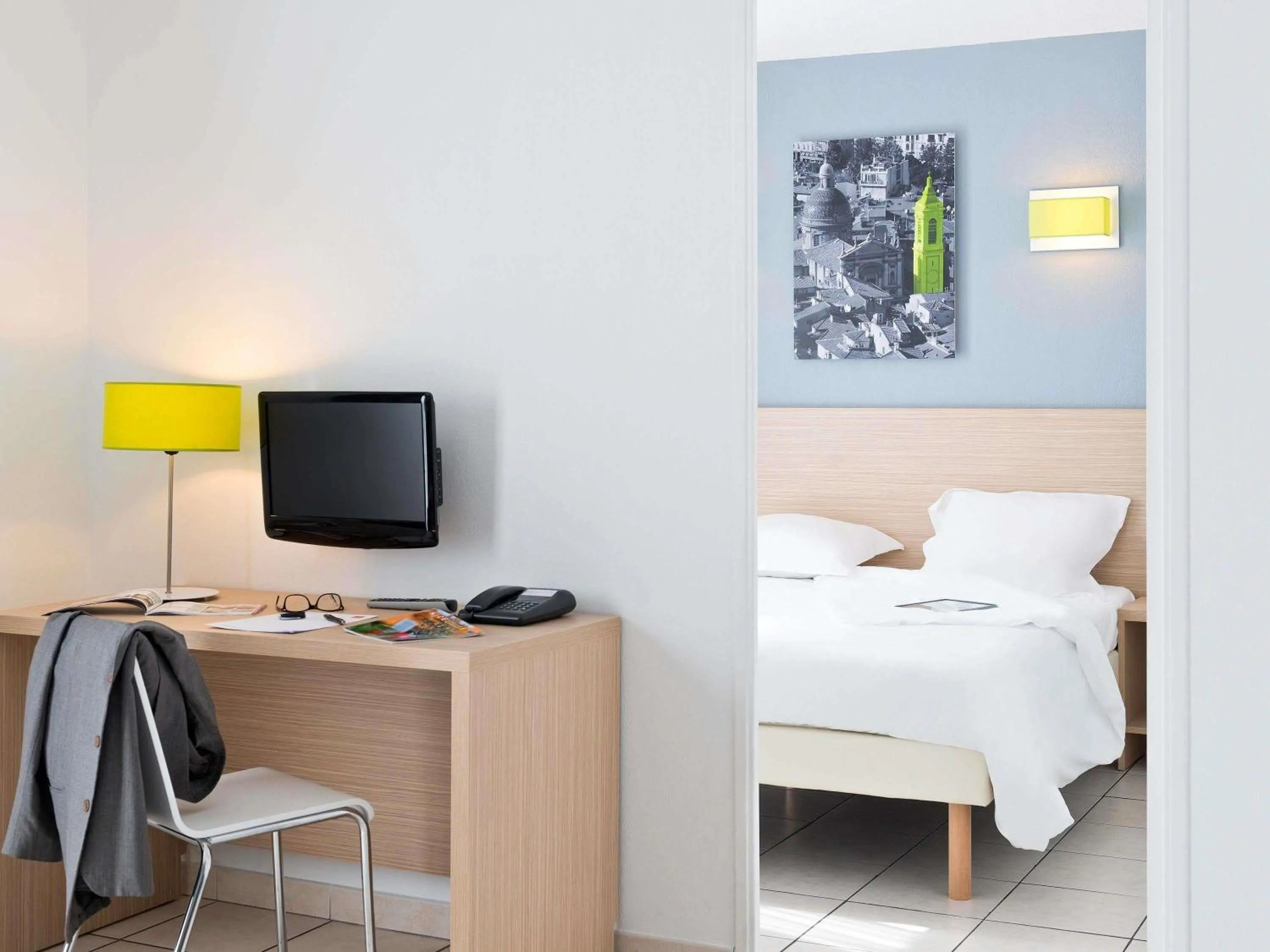 Bedroom, Bed in Aparthotel Adagio Access Nice Magnan