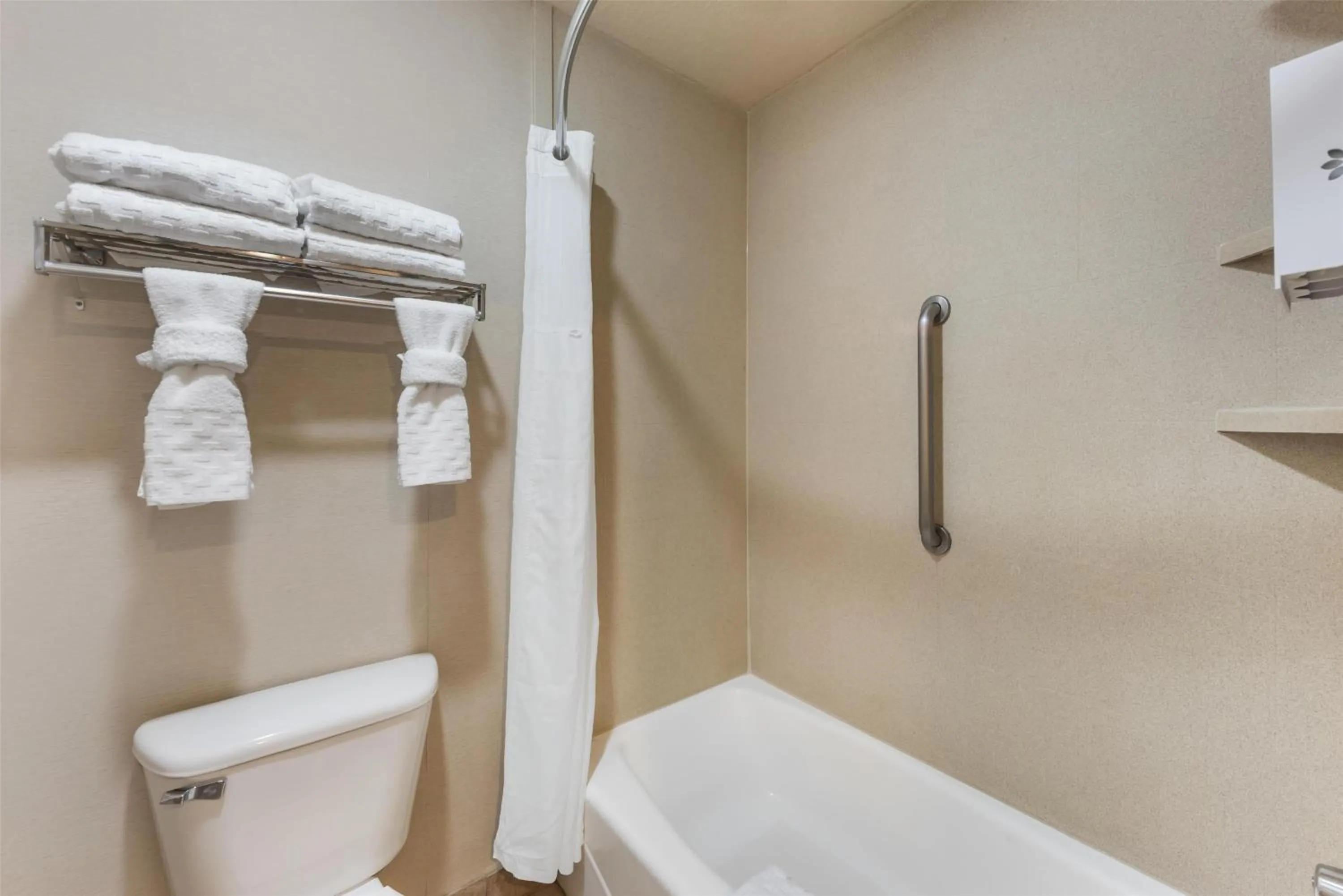 Bathroom in Best Western Plus Atrium Inn