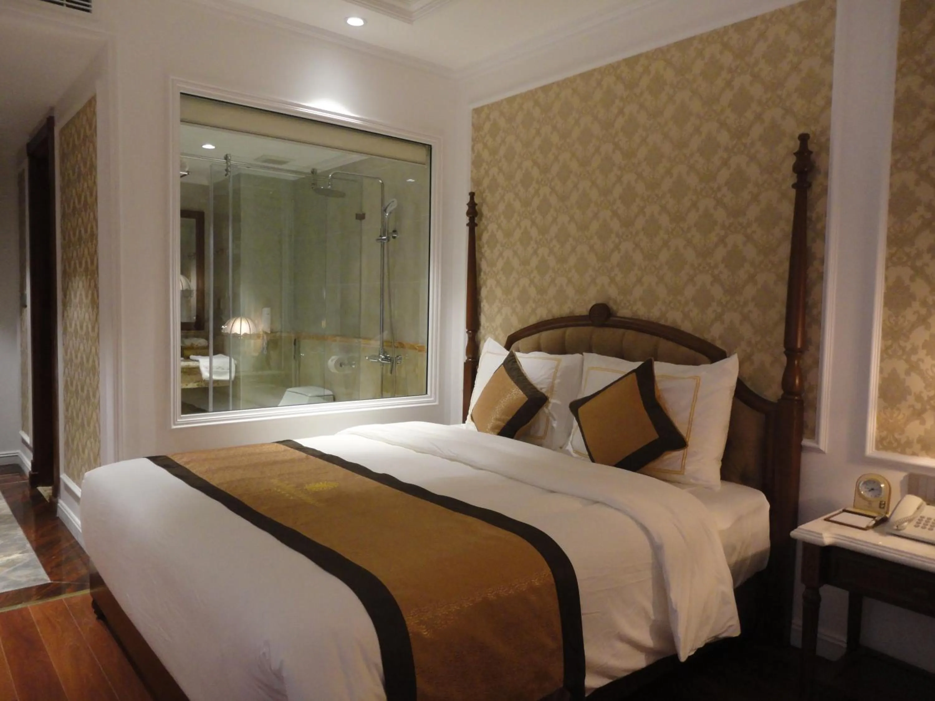 Living room in Hoang Nham Luxury Hotel