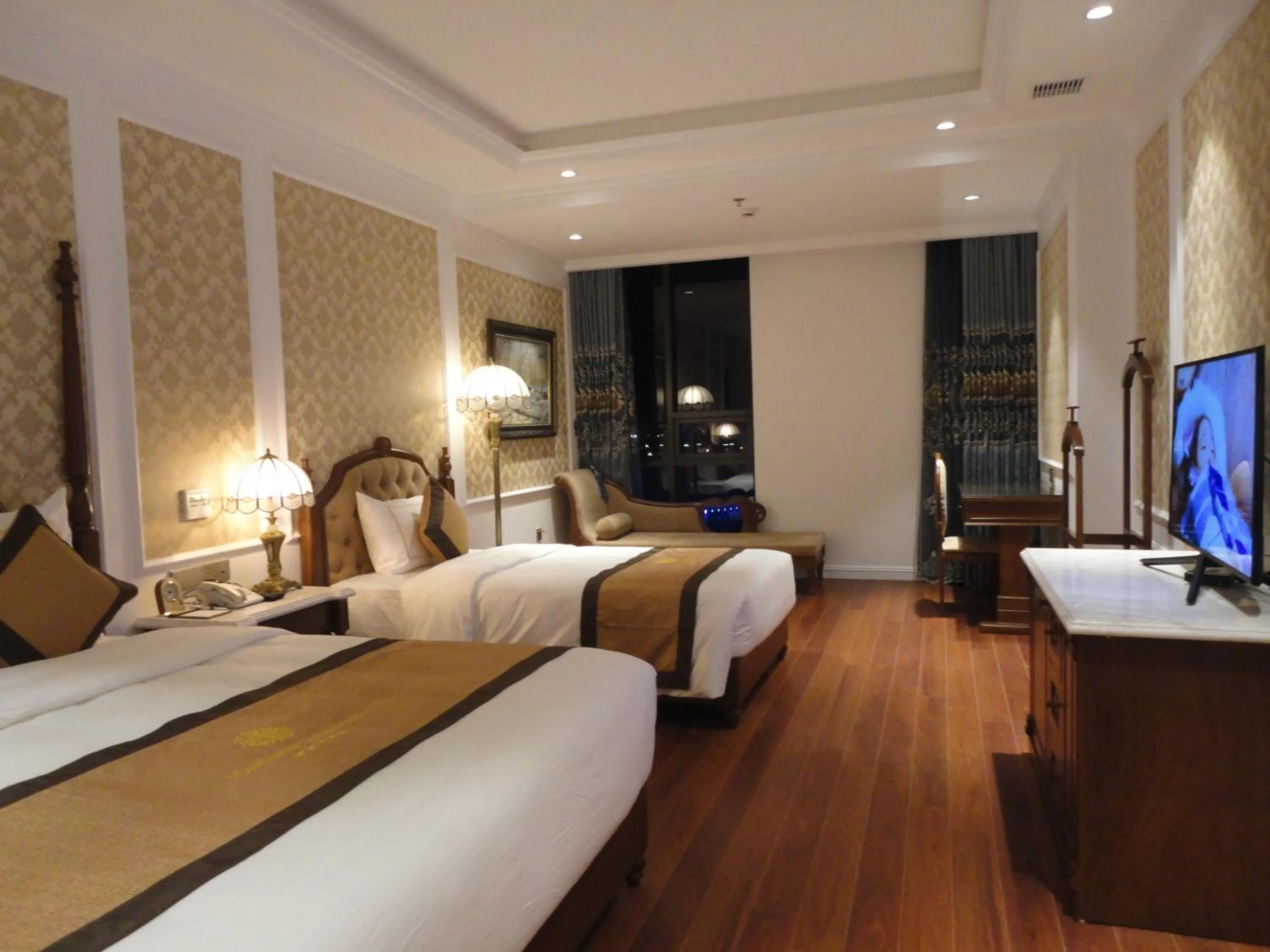 Living room in Hoang Nham Luxury Hotel