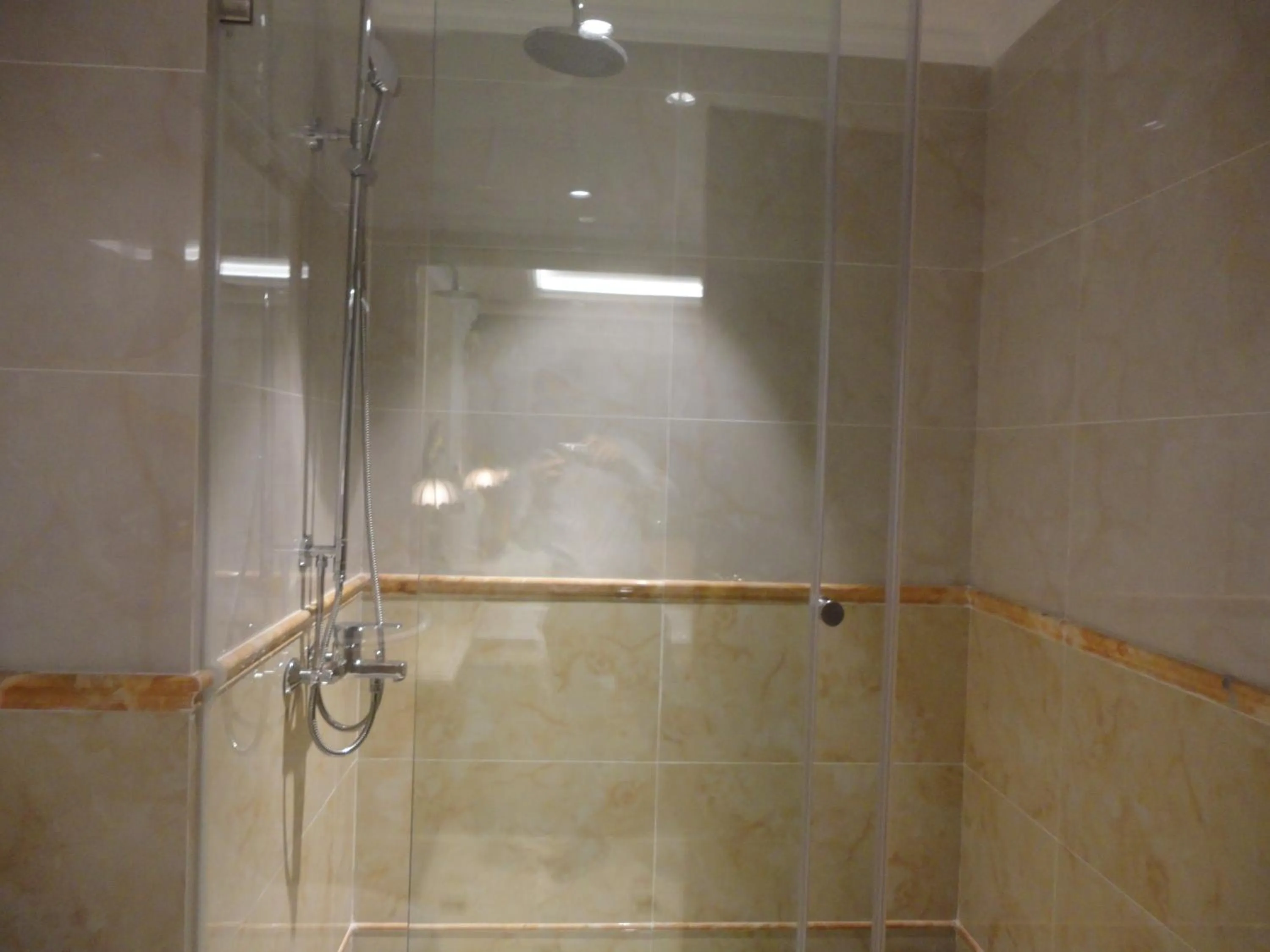 Hoang Nham Luxury Hotel