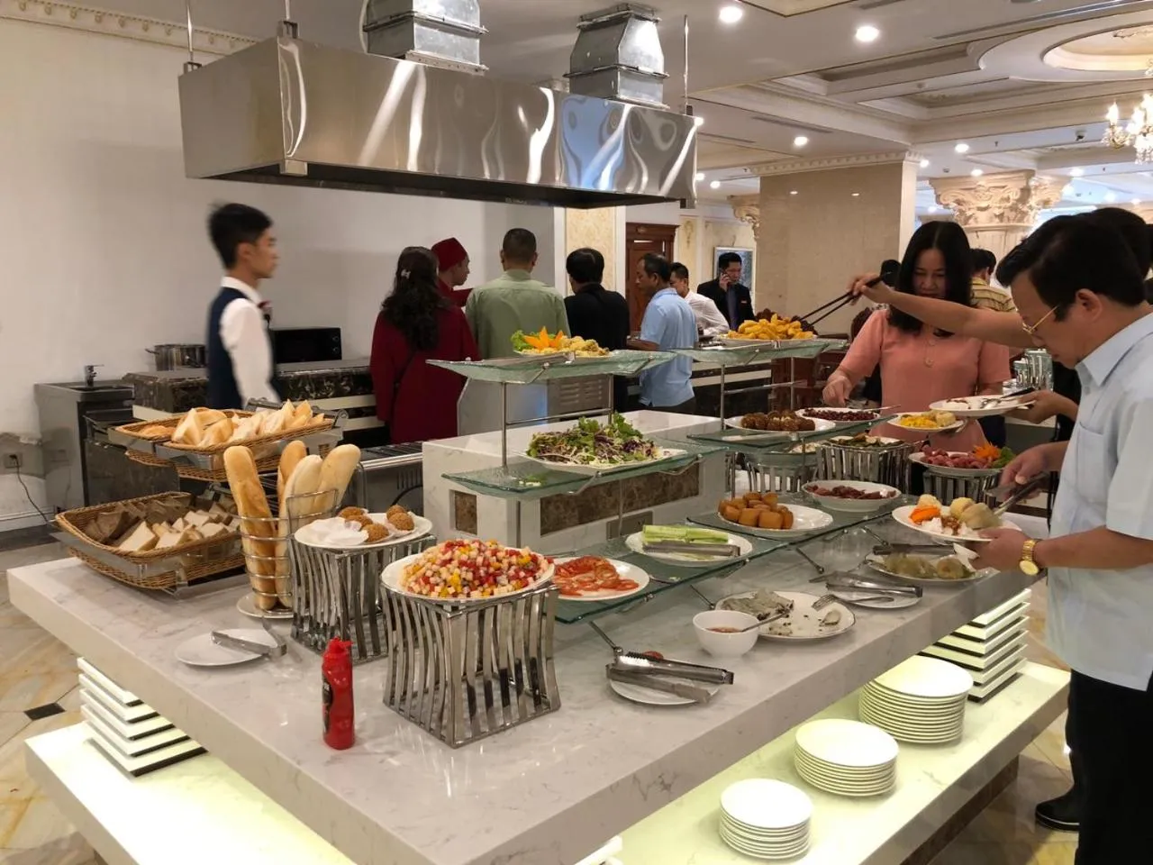 Breakfast in Hoang Nham Luxury Hotel