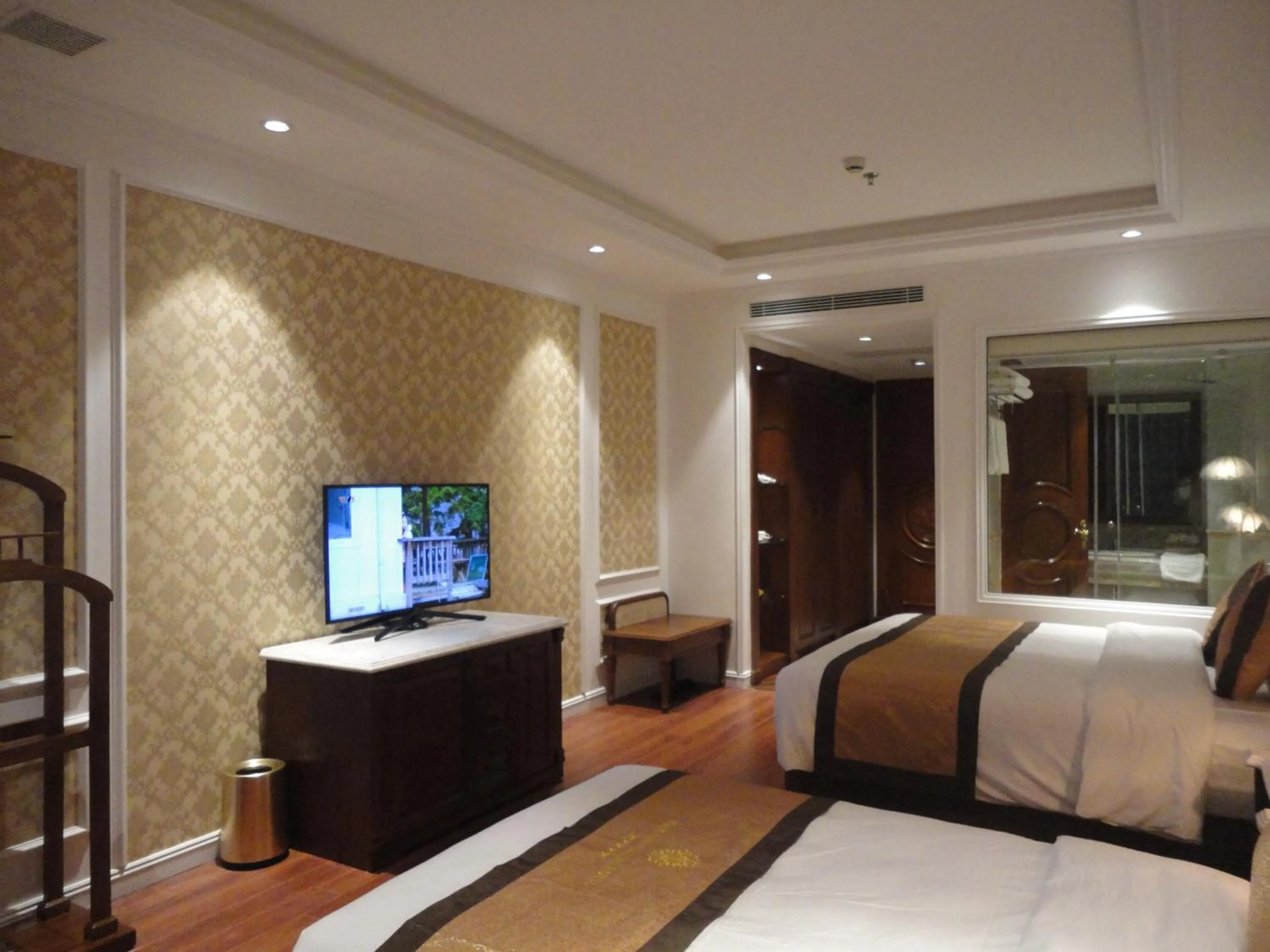 Living room in Hoang Nham Luxury Hotel