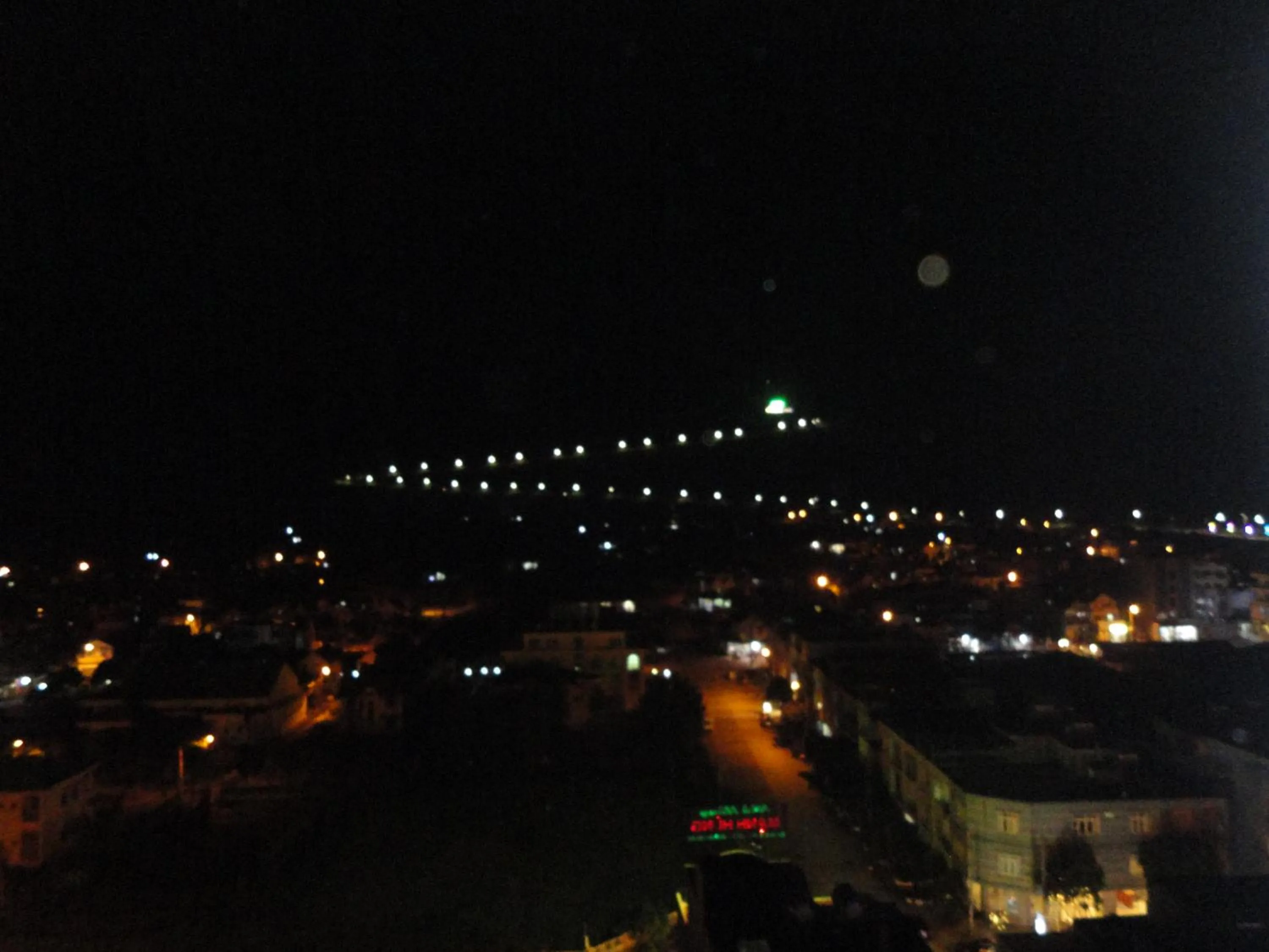 Hoang Nham Luxury Hotel