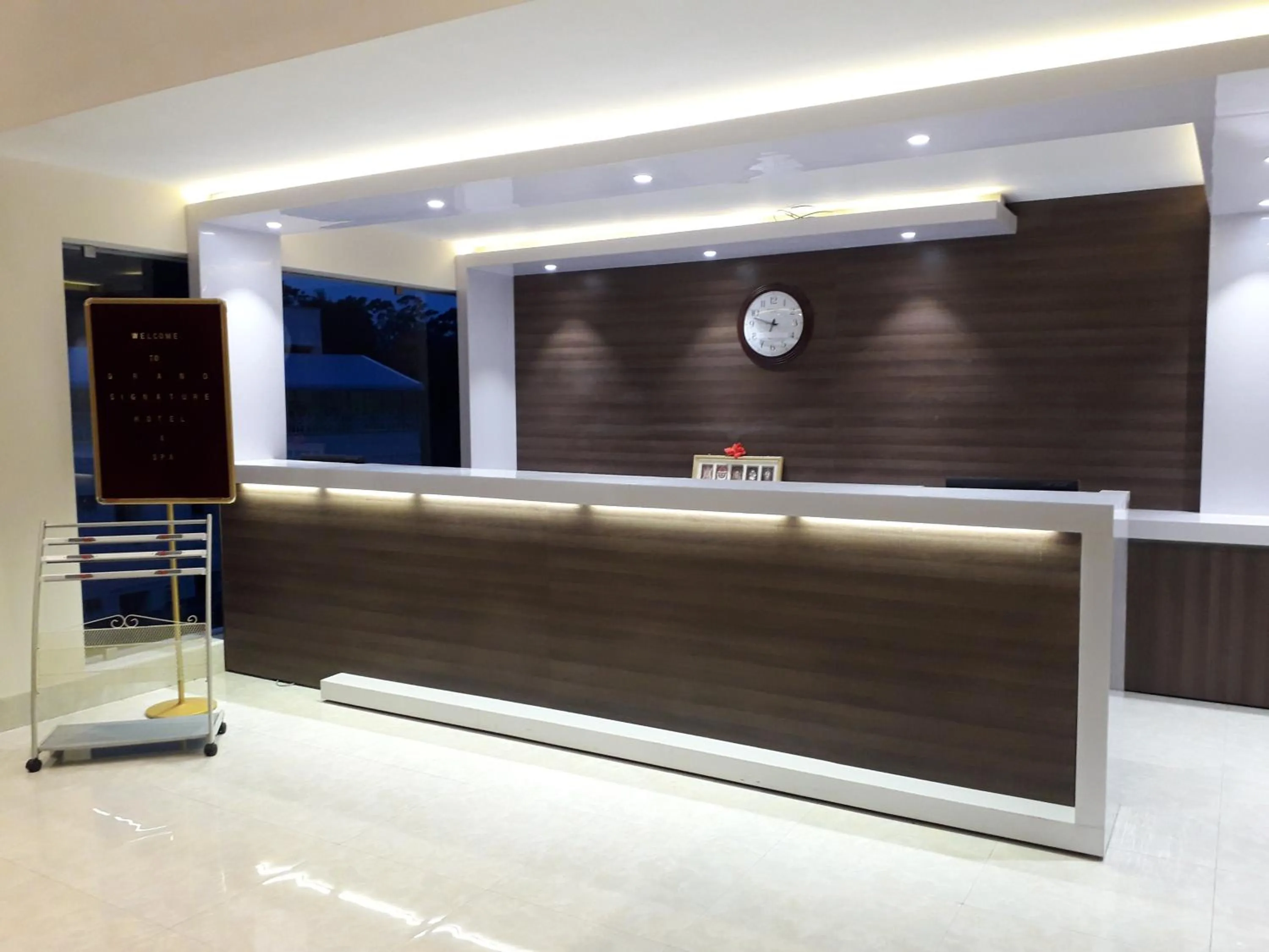 Lobby or reception in Grand Signature Hotel & spa
