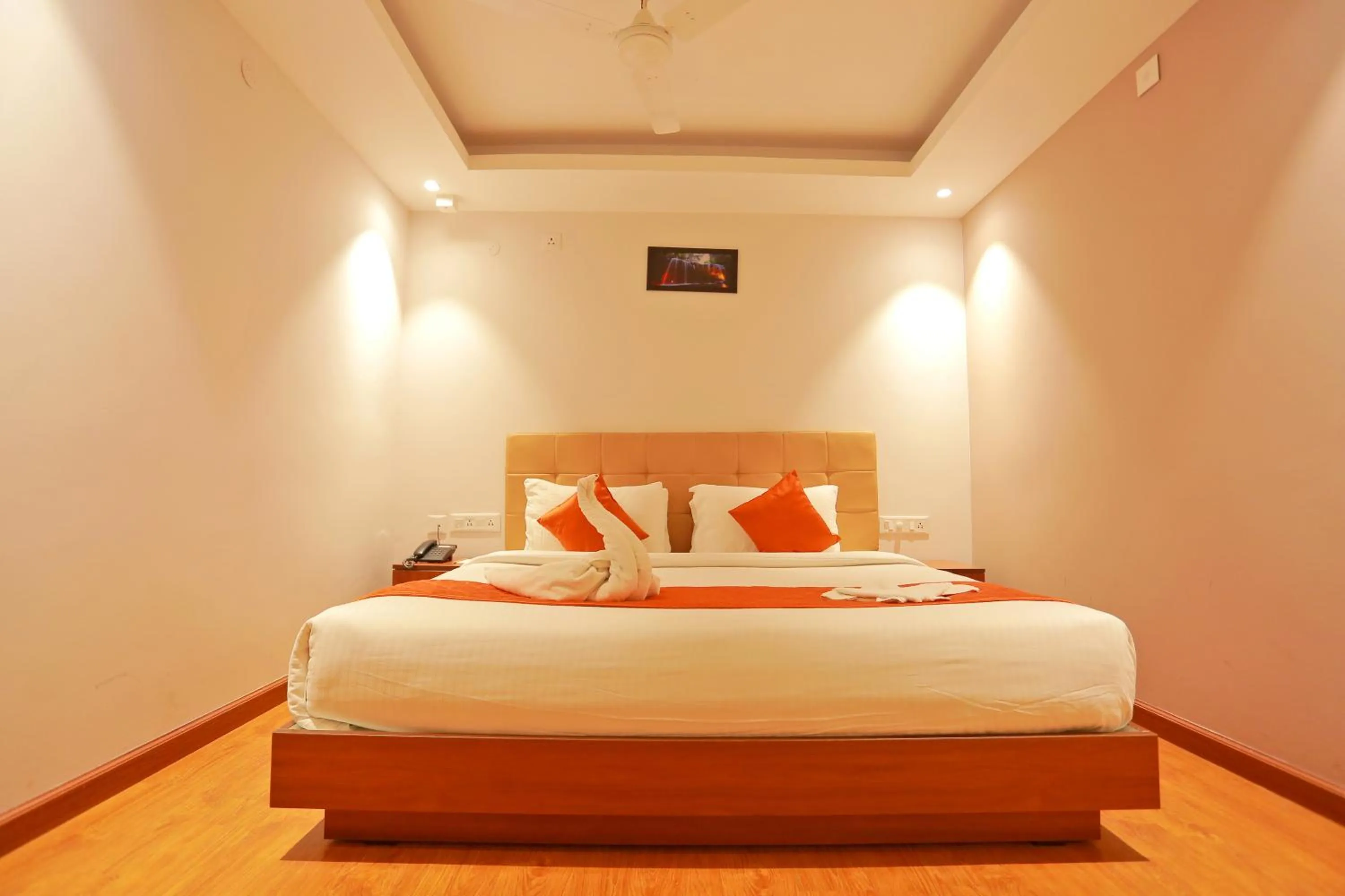 Bedroom, Bed in Grand Signature Hotel & spa
