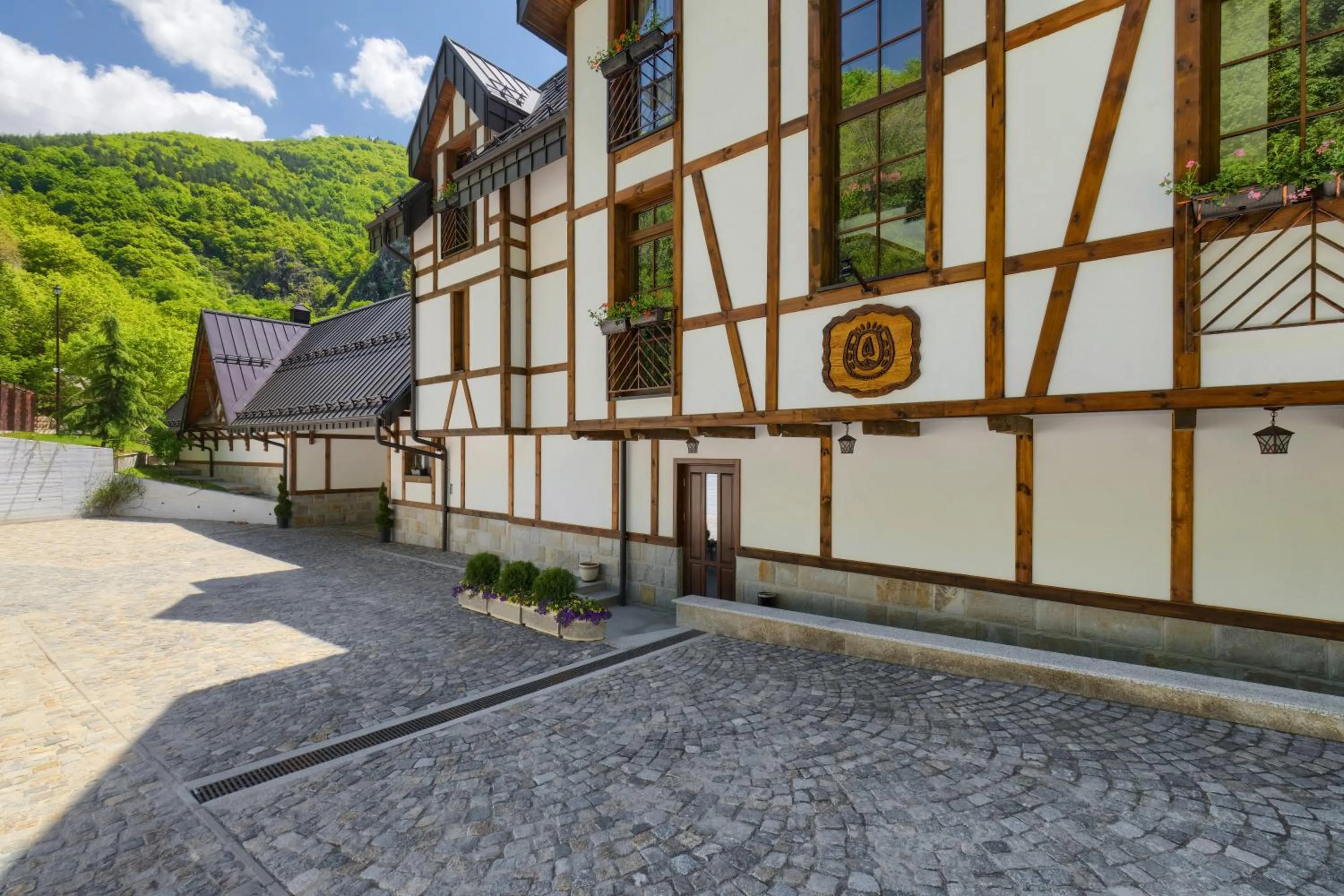 Facade/entrance in Hotel Apostolite