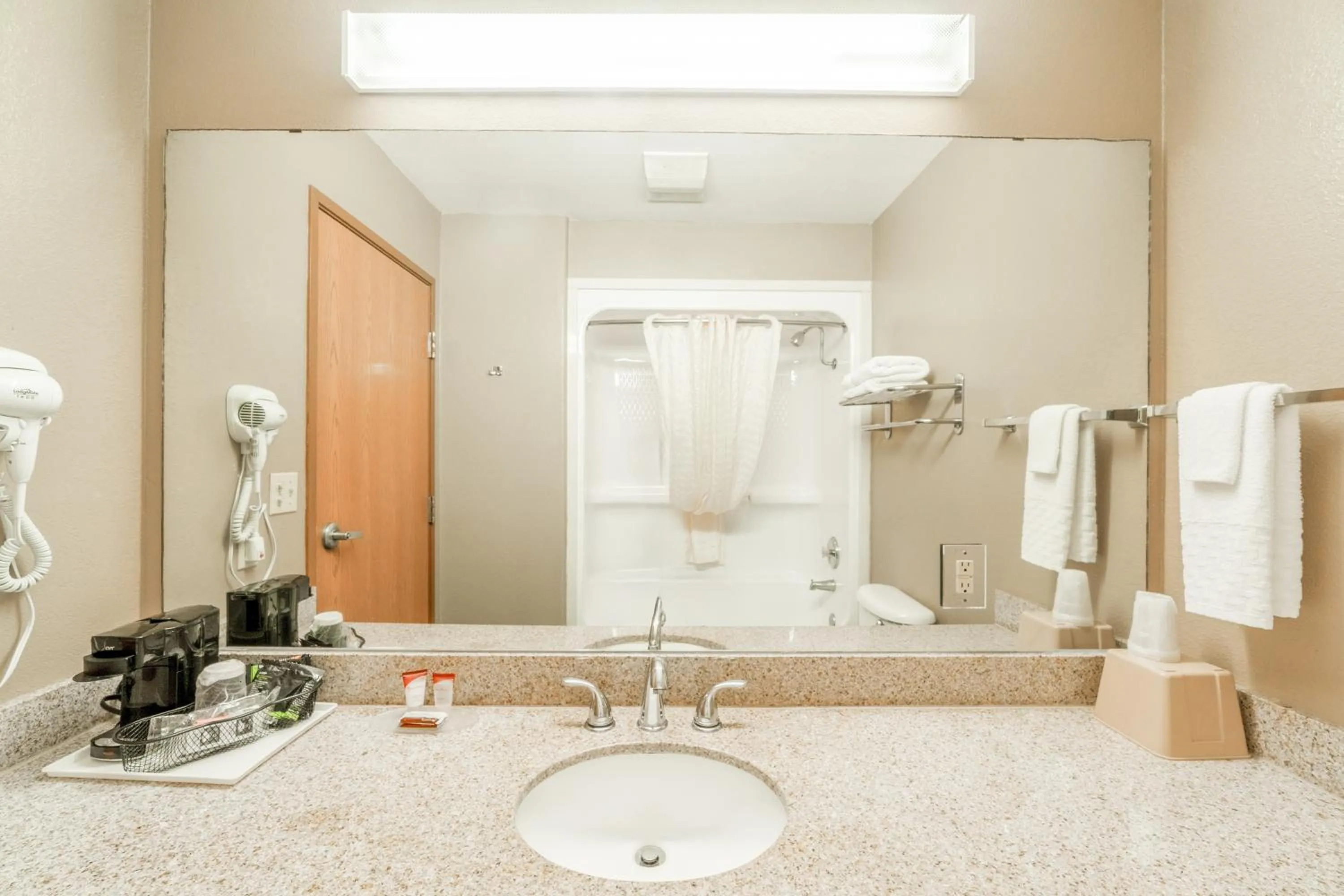 Bathroom in Texan Inn By OYO Beeville US-181