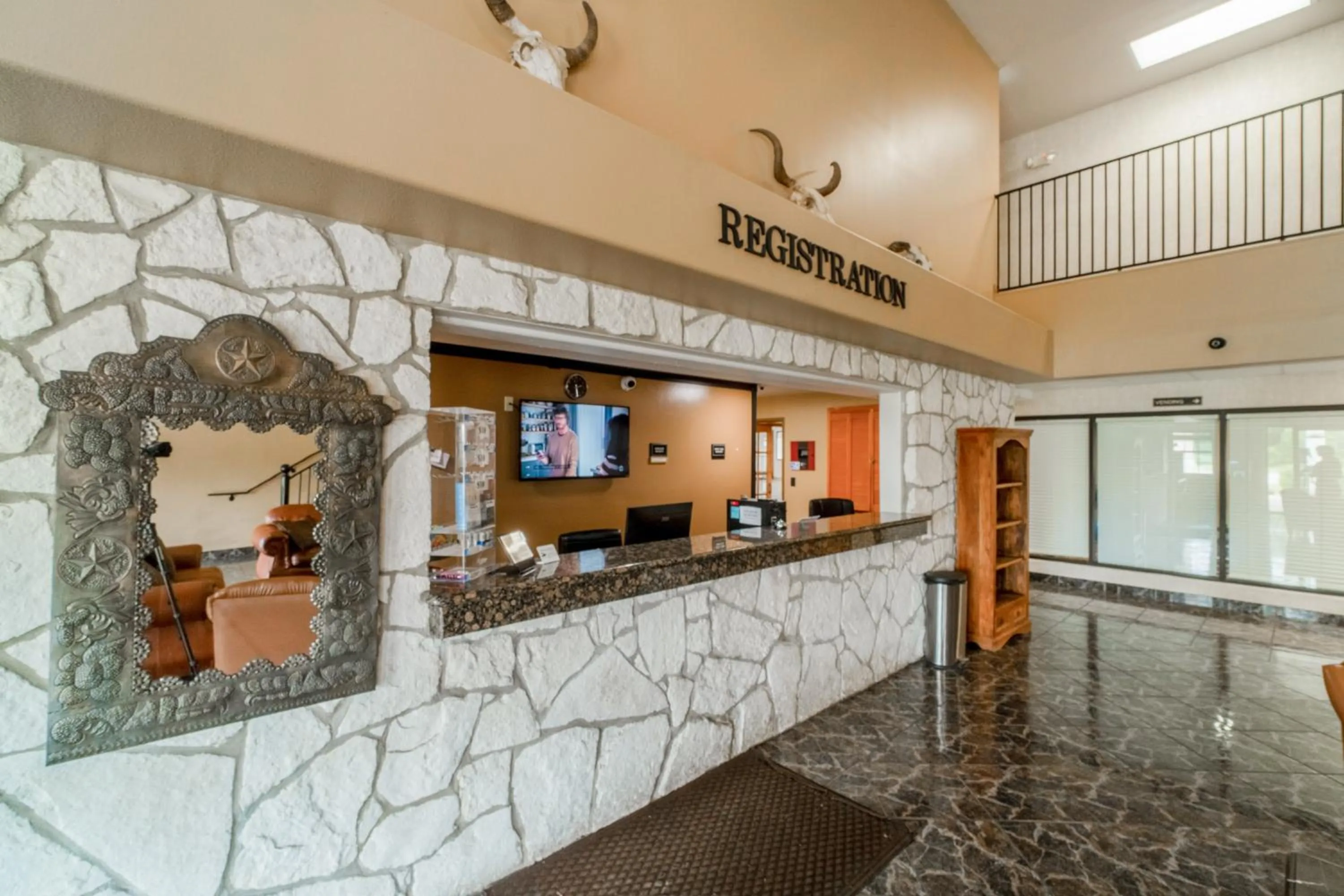 Lobby or reception in Texan Inn By OYO Beeville US-181