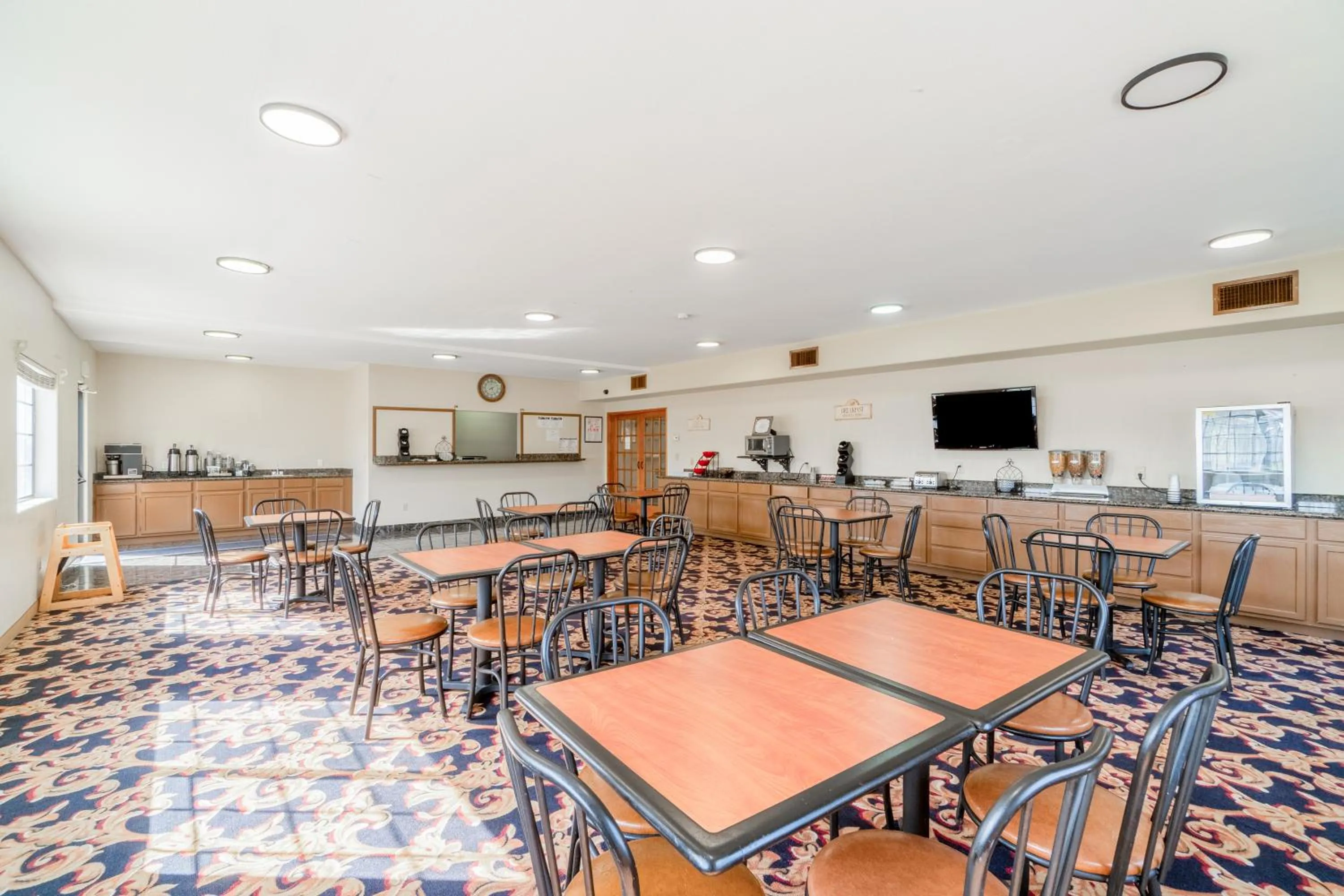 Restaurant/places to eat in Texan Inn By OYO Beeville US-181