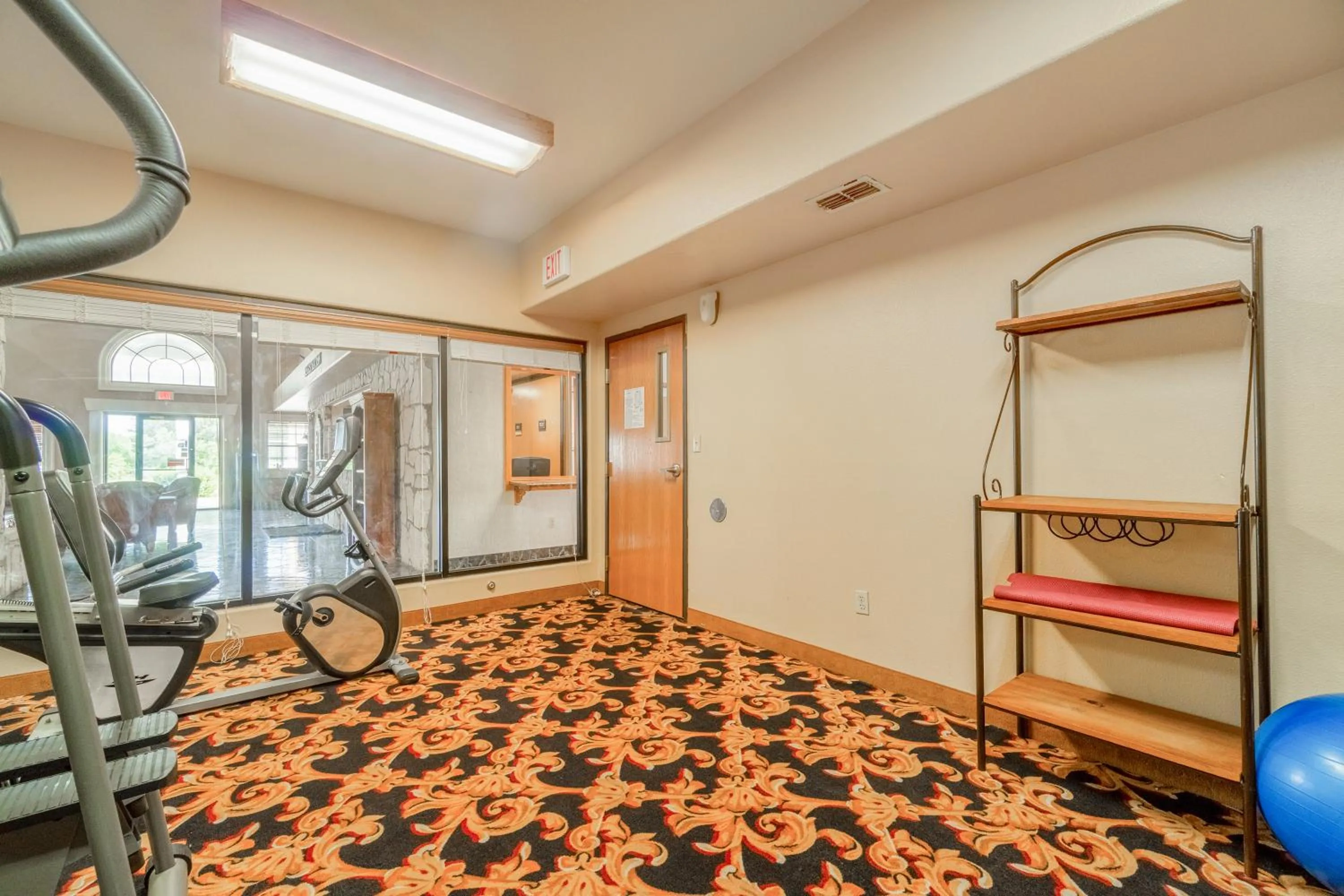 Fitness centre/facilities, Bed in Texan Inn By OYO Beeville US-181