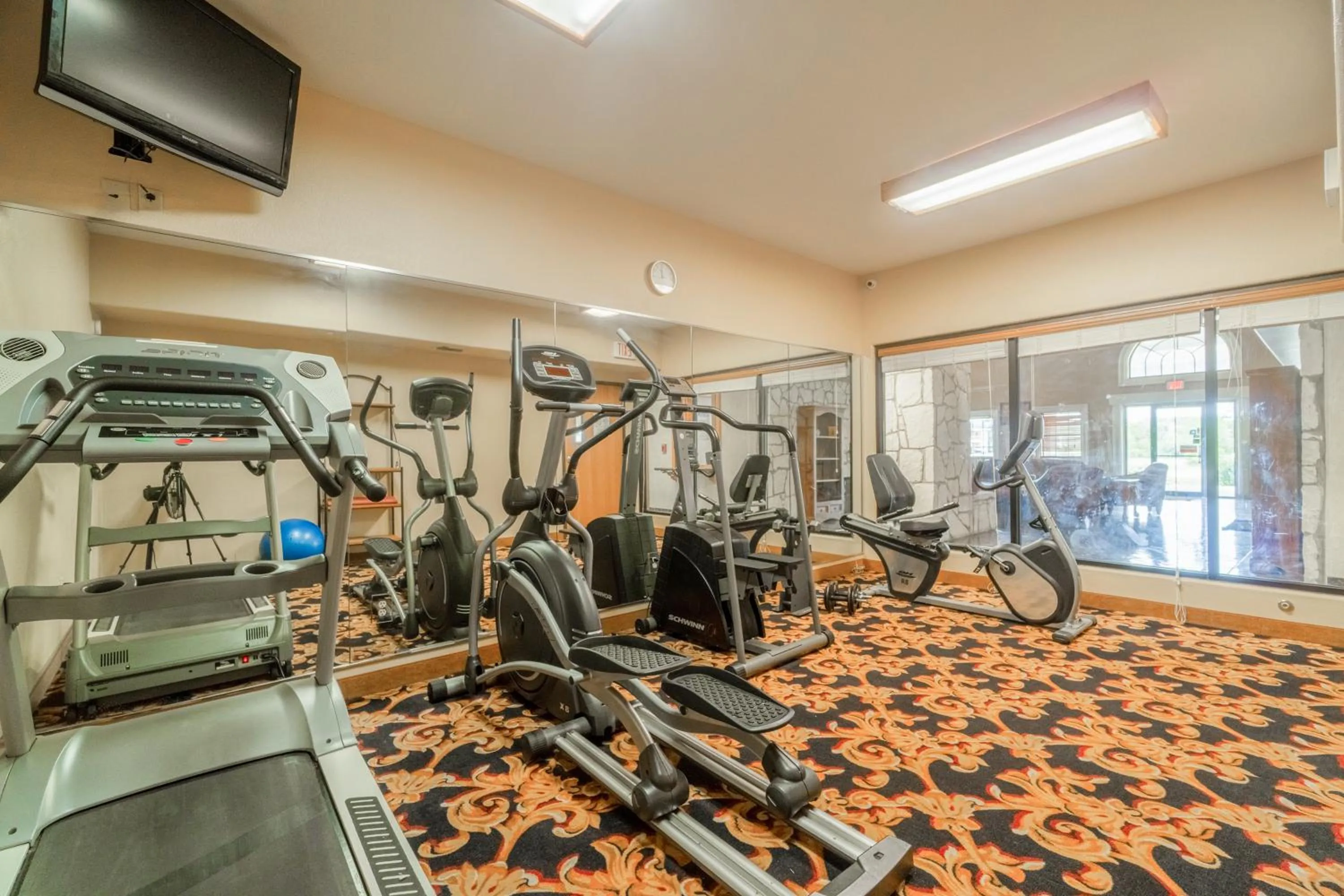 Fitness centre/facilities in Texan Inn By OYO Beeville US-181