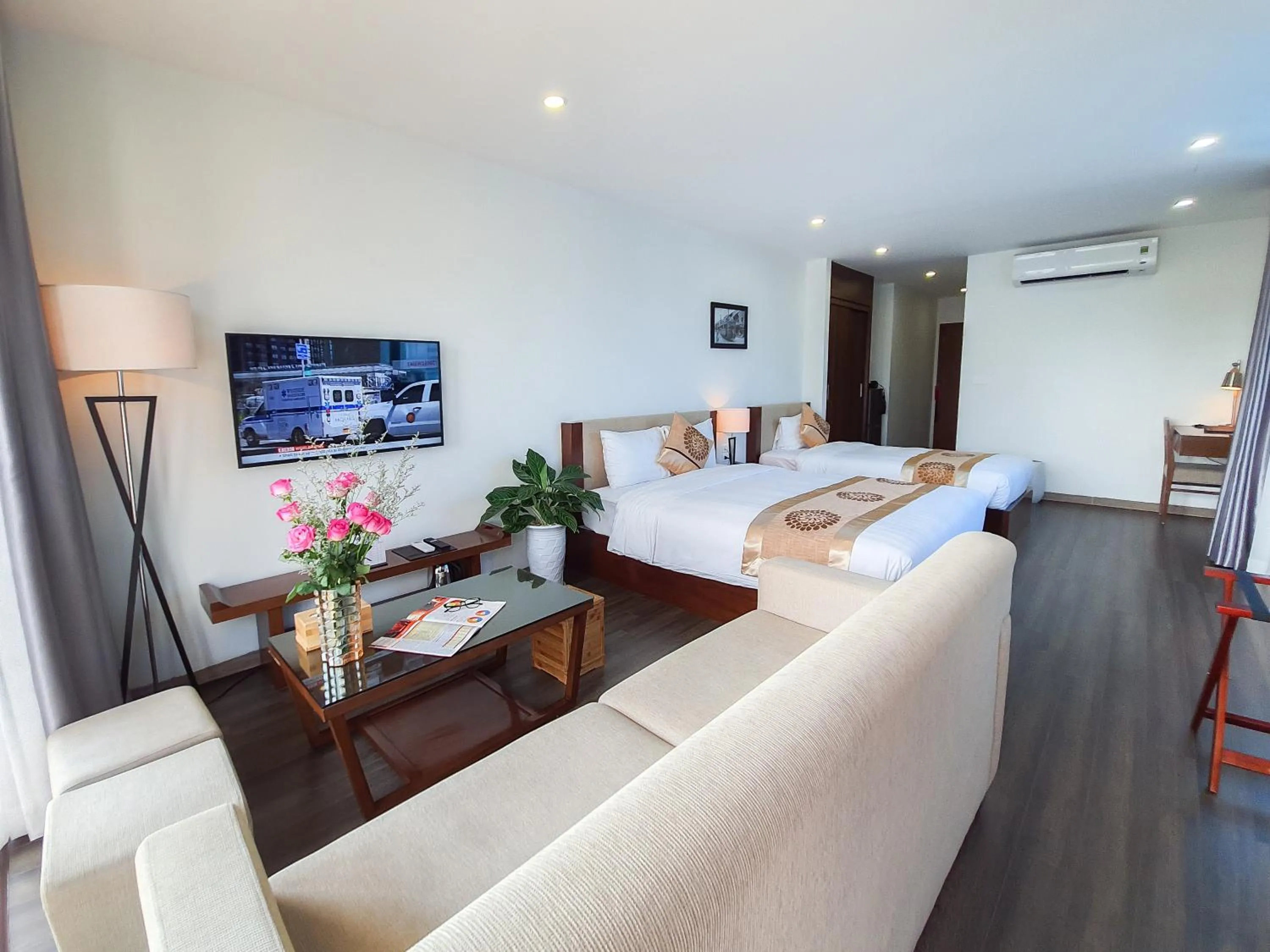 Photo of the whole room, Bed in REIWA INN APARTMENT