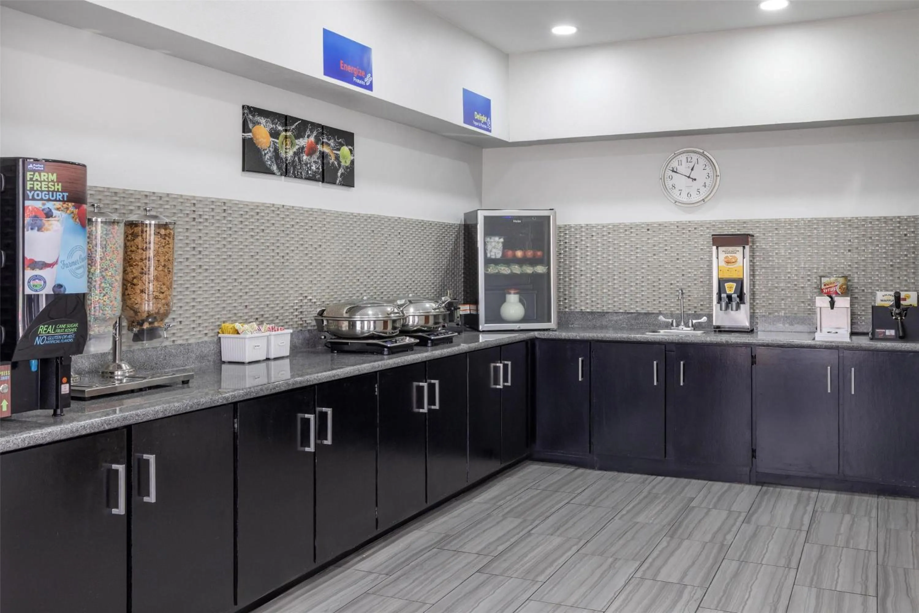 Breakfast in Best Western Executive Inn