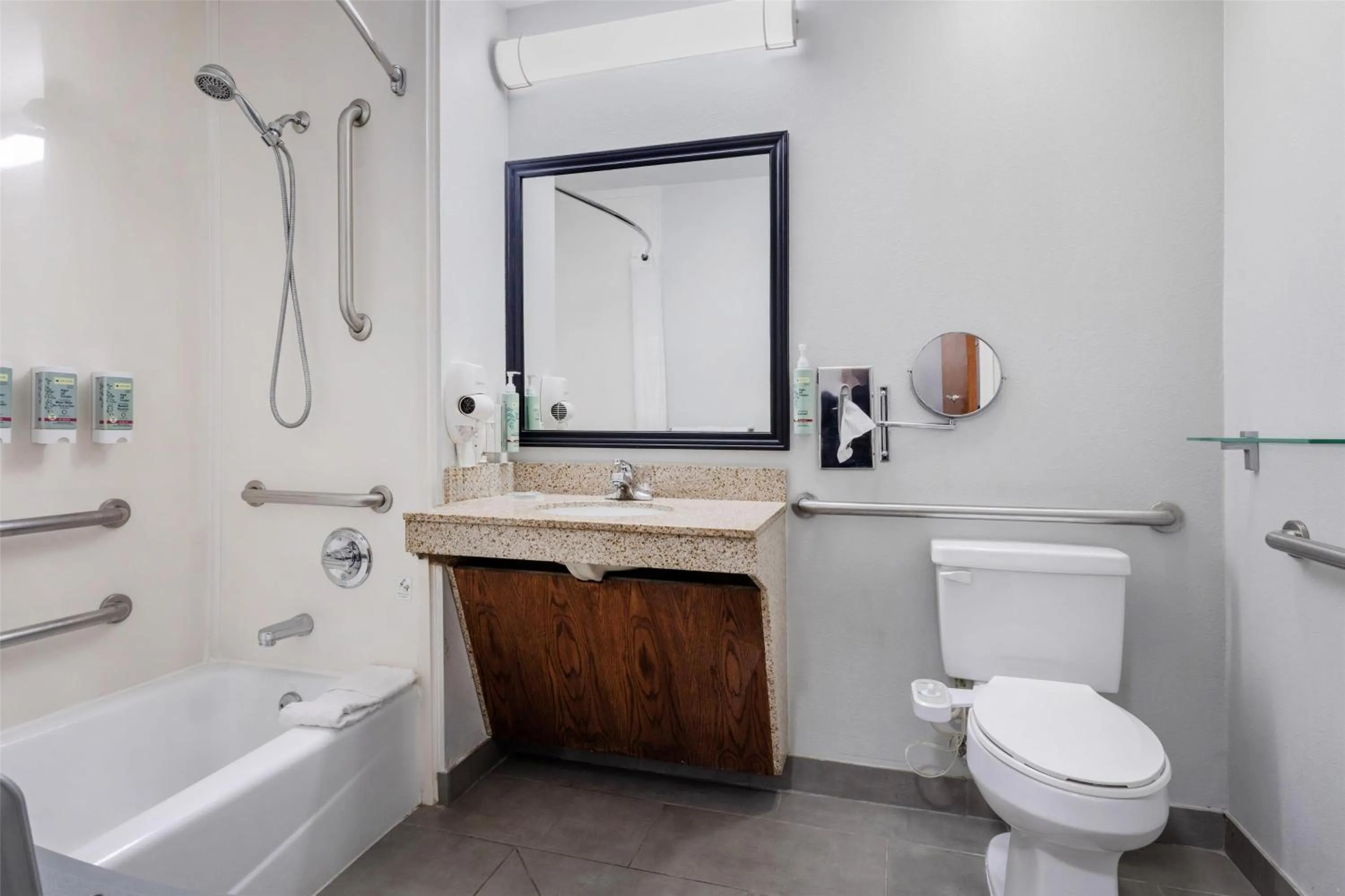 Bathroom in Best Western Executive Inn