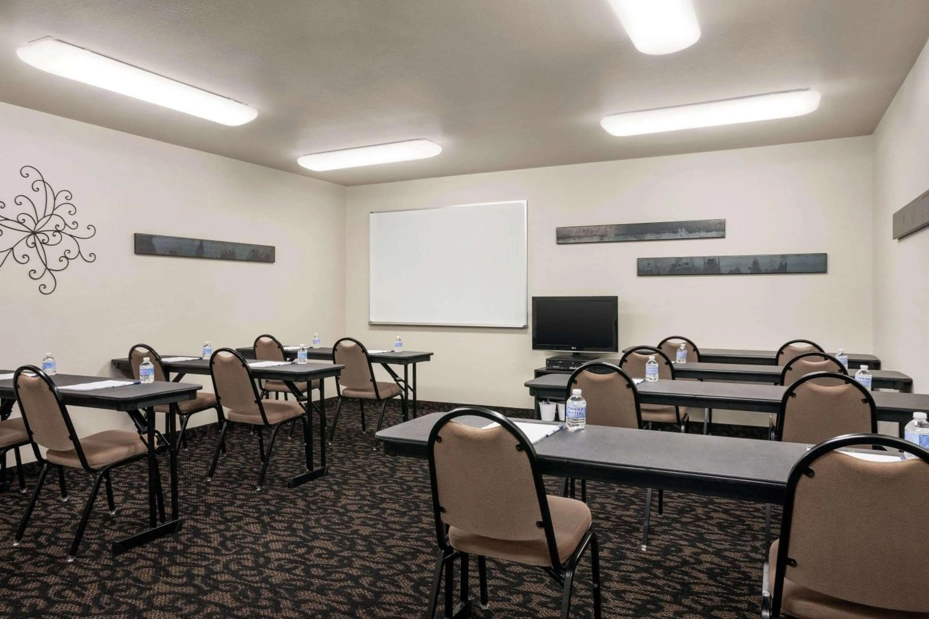 Meeting/conference room in Travelodge by Wyndham McAlester