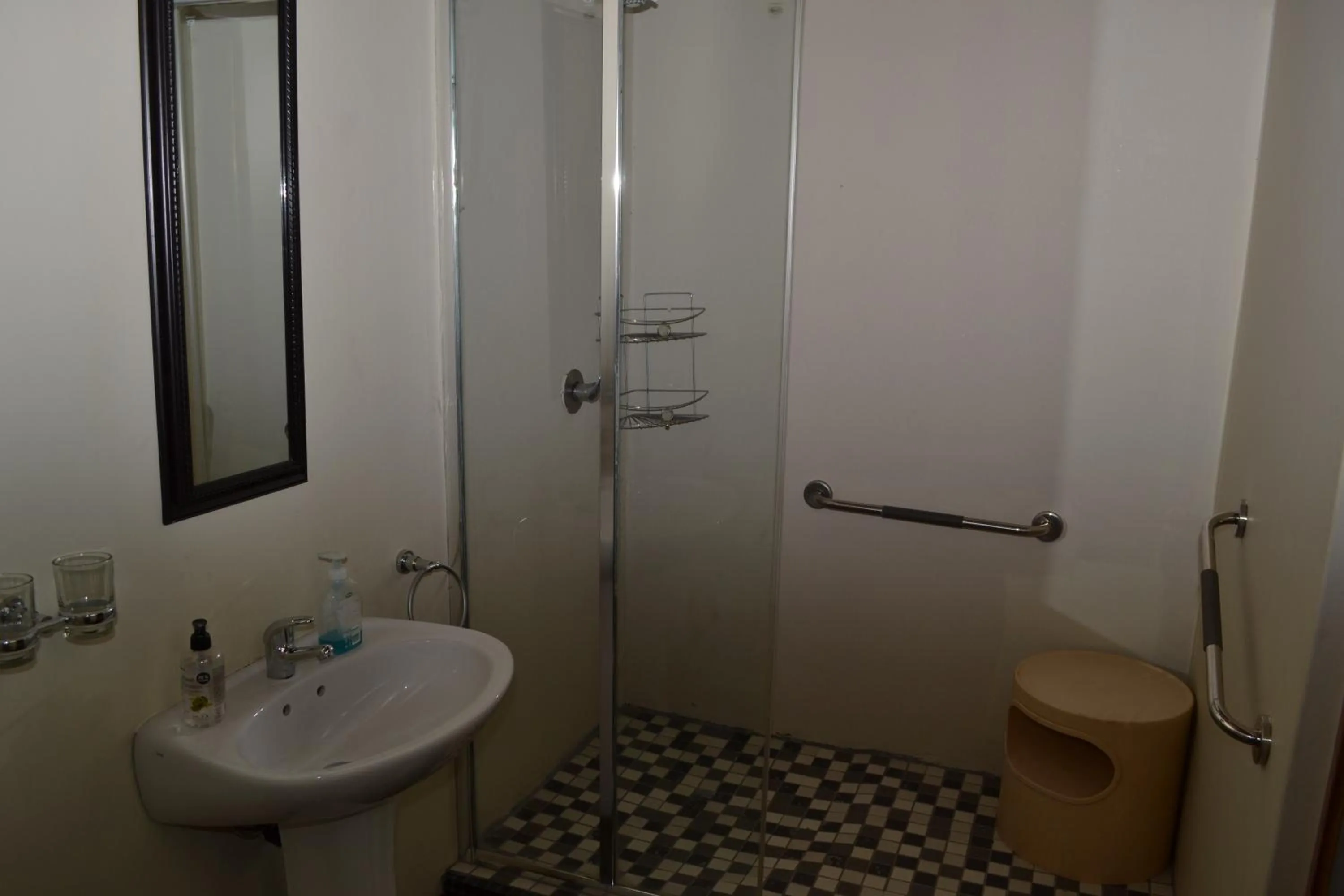 Bathroom in Thorn Tree Bloemfontein