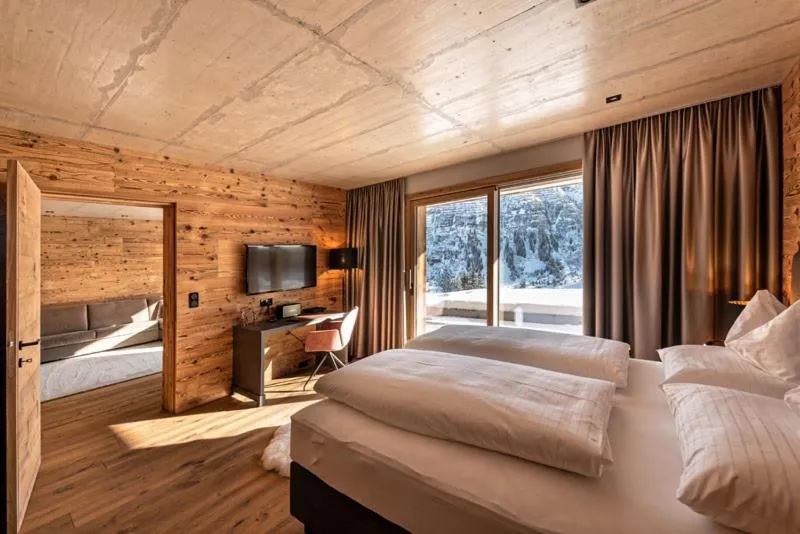 Bed in Skilodge Oberlech