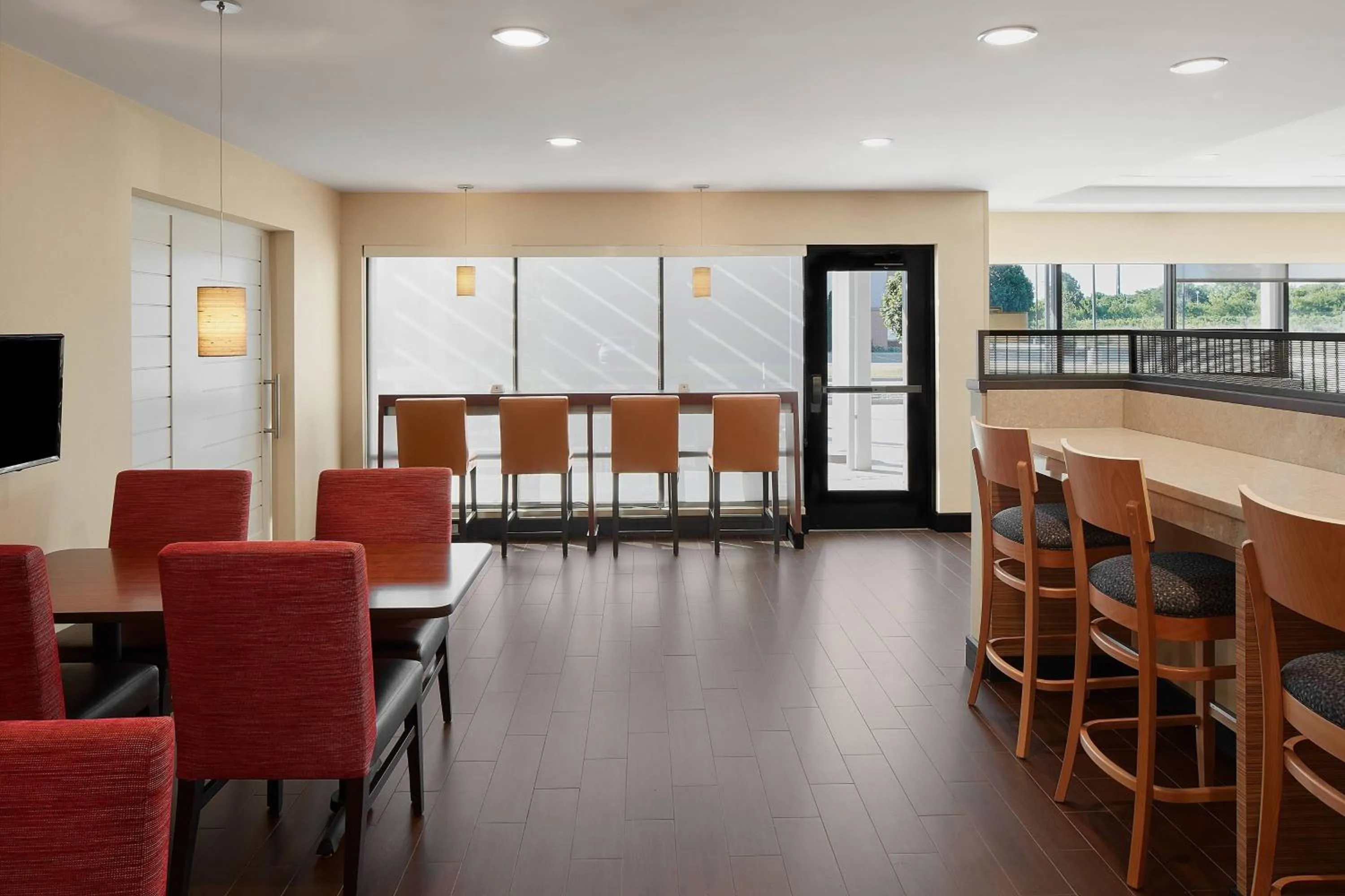 Breakfast in TownePlace Suites by Marriott Danville