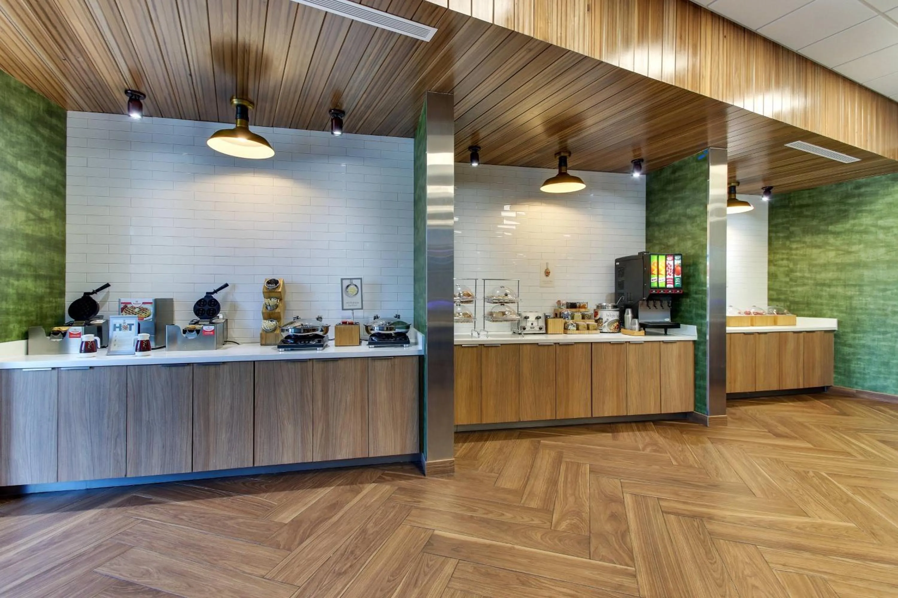 Breakfast in Fairfield Inn and Suites by Marriott Houston Brookhollow