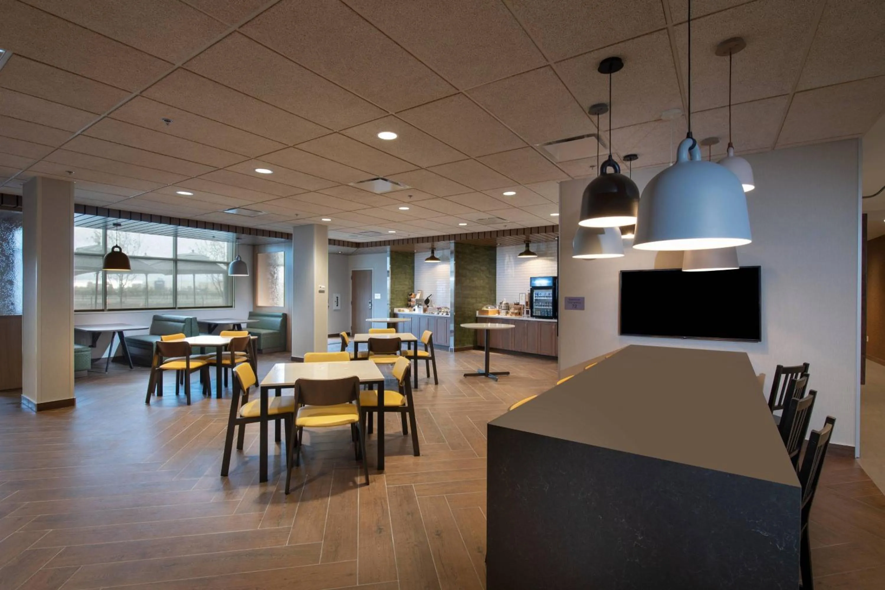 Breakfast in Fairfield by Marriott Edmonton International Airport