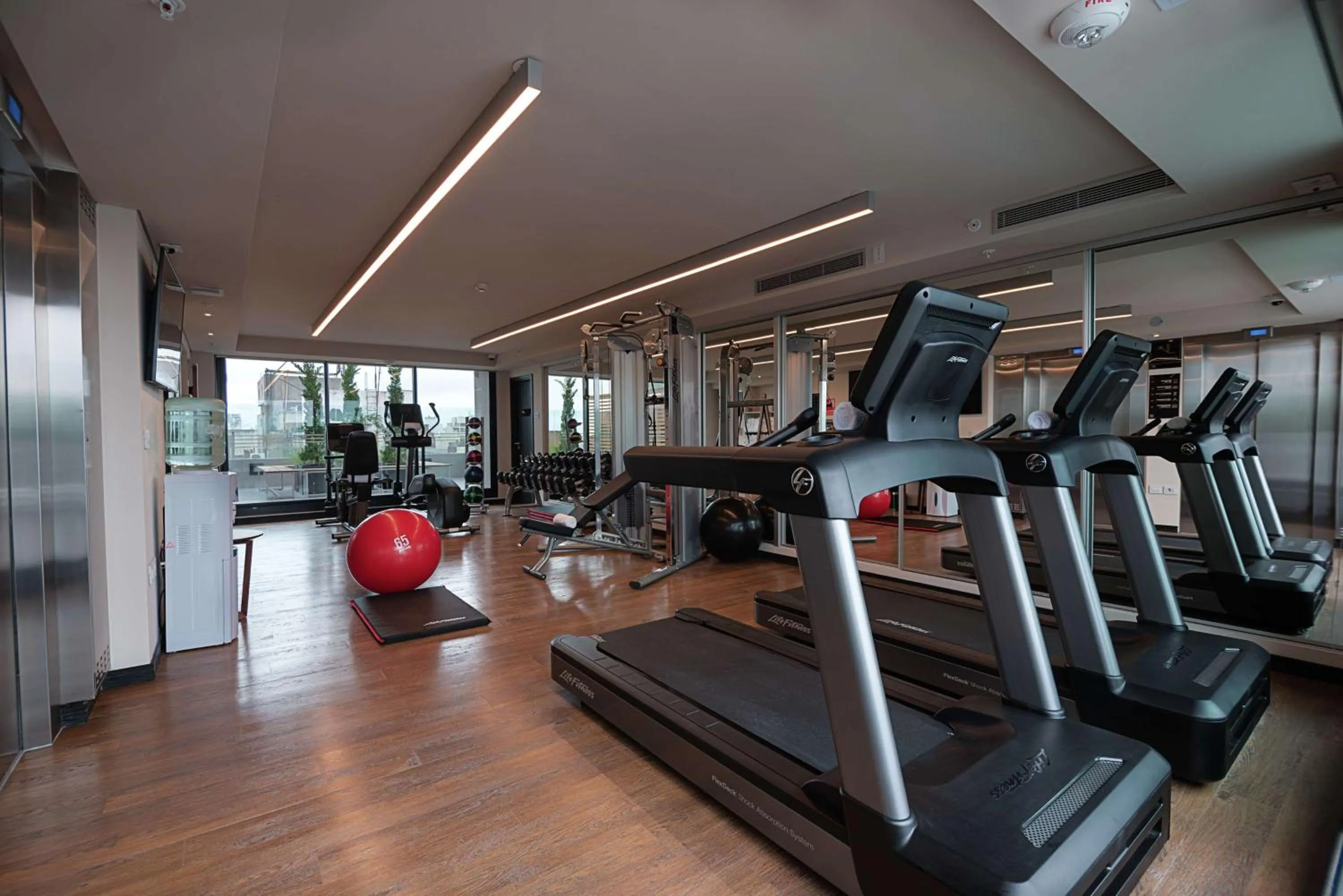 Fitness centre/facilities in Soro Montevideo, Curio Collection By Hilton