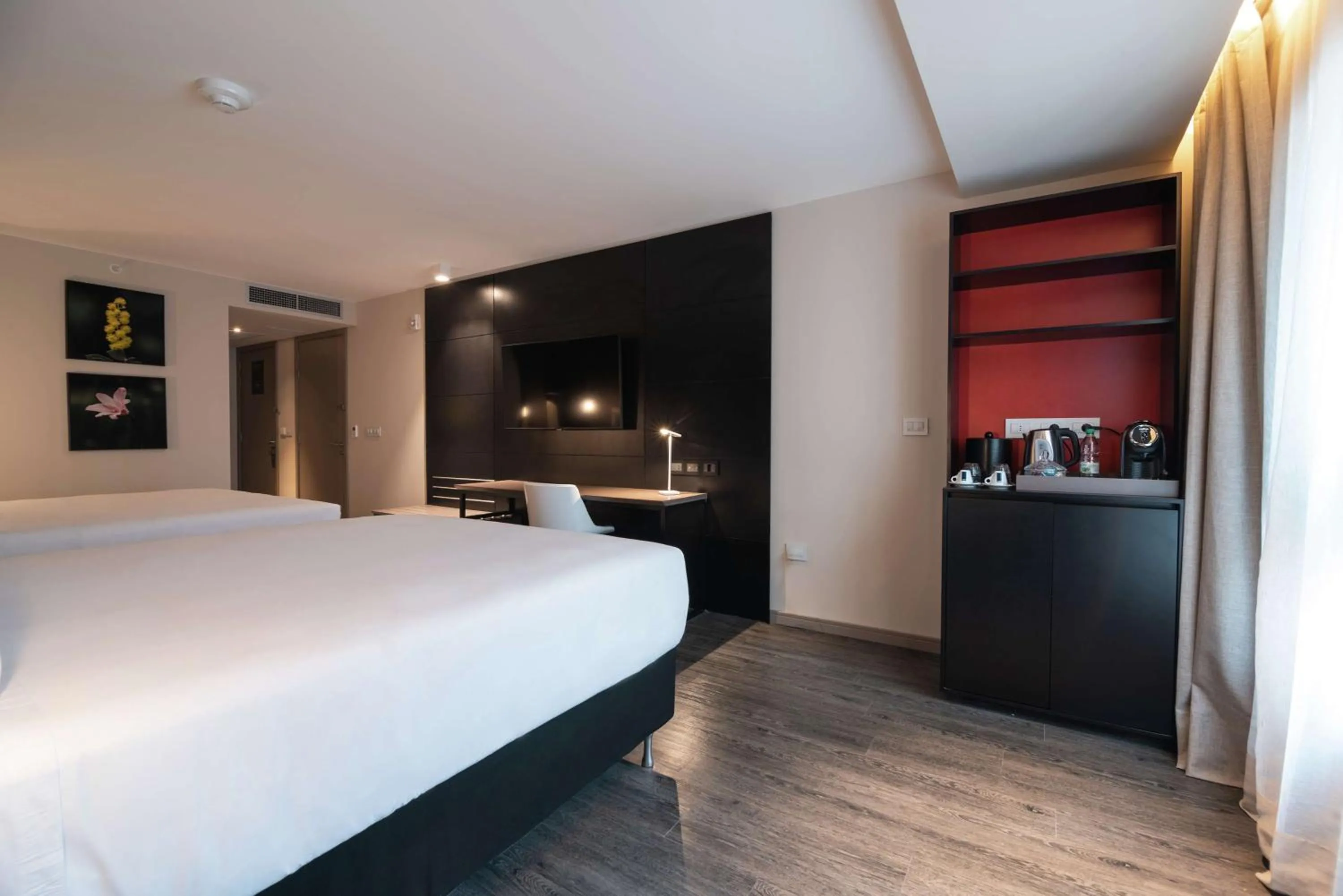 Bedroom, Bed in Soro Montevideo, Curio Collection By Hilton