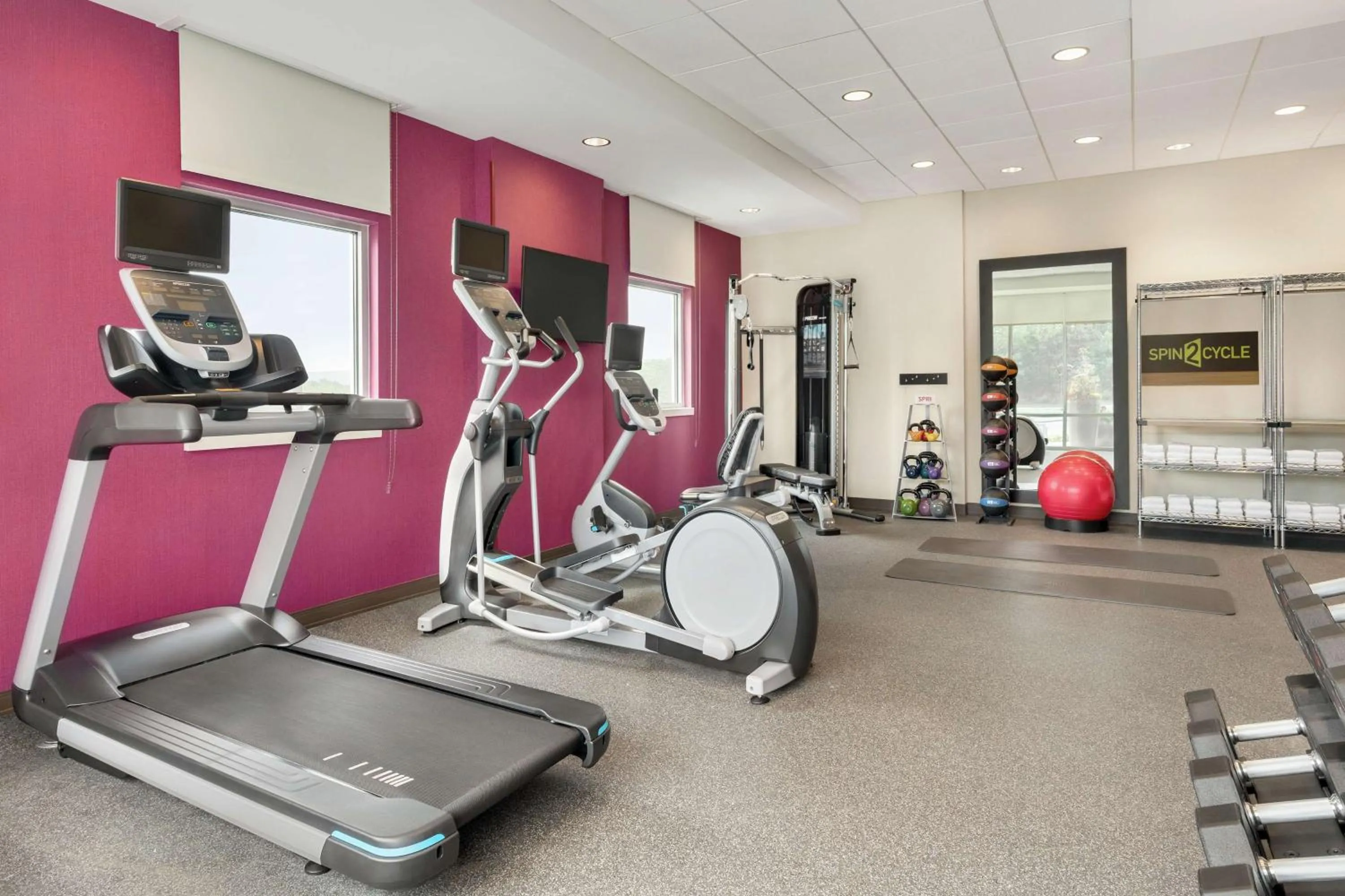 Fitness centre/facilities in Home2 Suites By Hilton Harrisburg Hershey