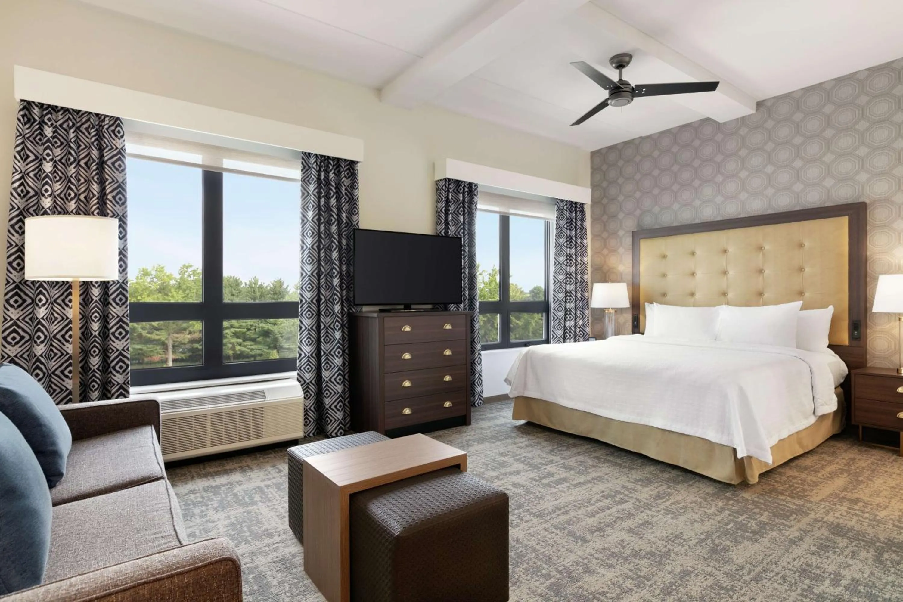 View (from property/room), Bed in Homewood Suites By Hilton Horsham Willow Grove