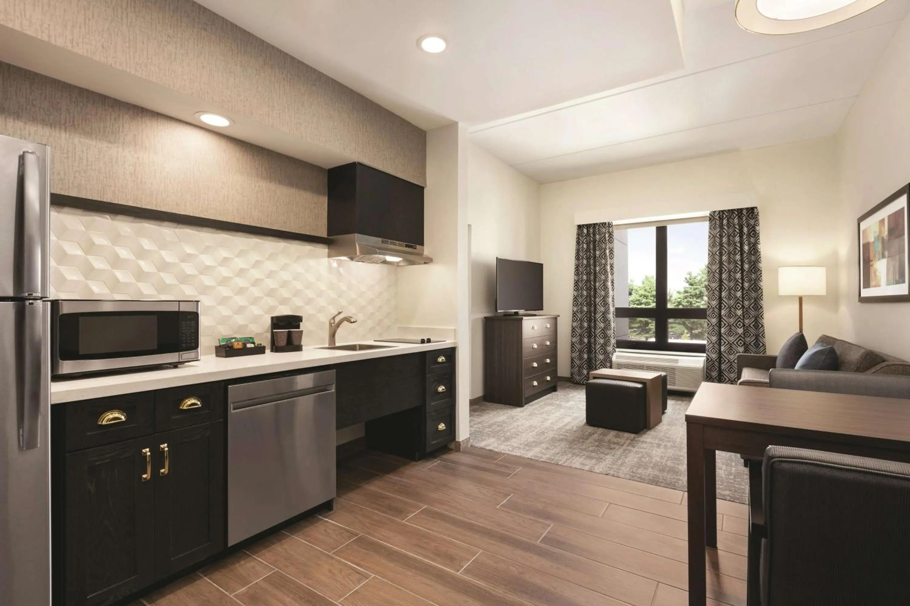 Kitchen or kitchenette in Homewood Suites By Hilton Horsham Willow Grove