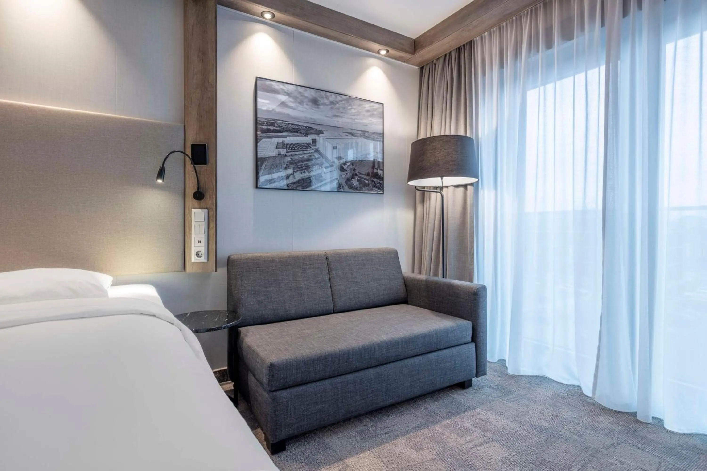 Photo of the whole room, Bed in Park Inn By Radisson Wismar