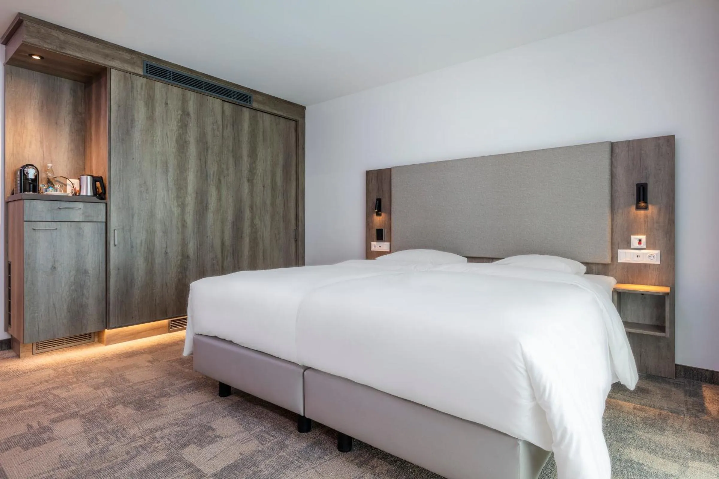 Bed in Park Inn By Radisson Wismar