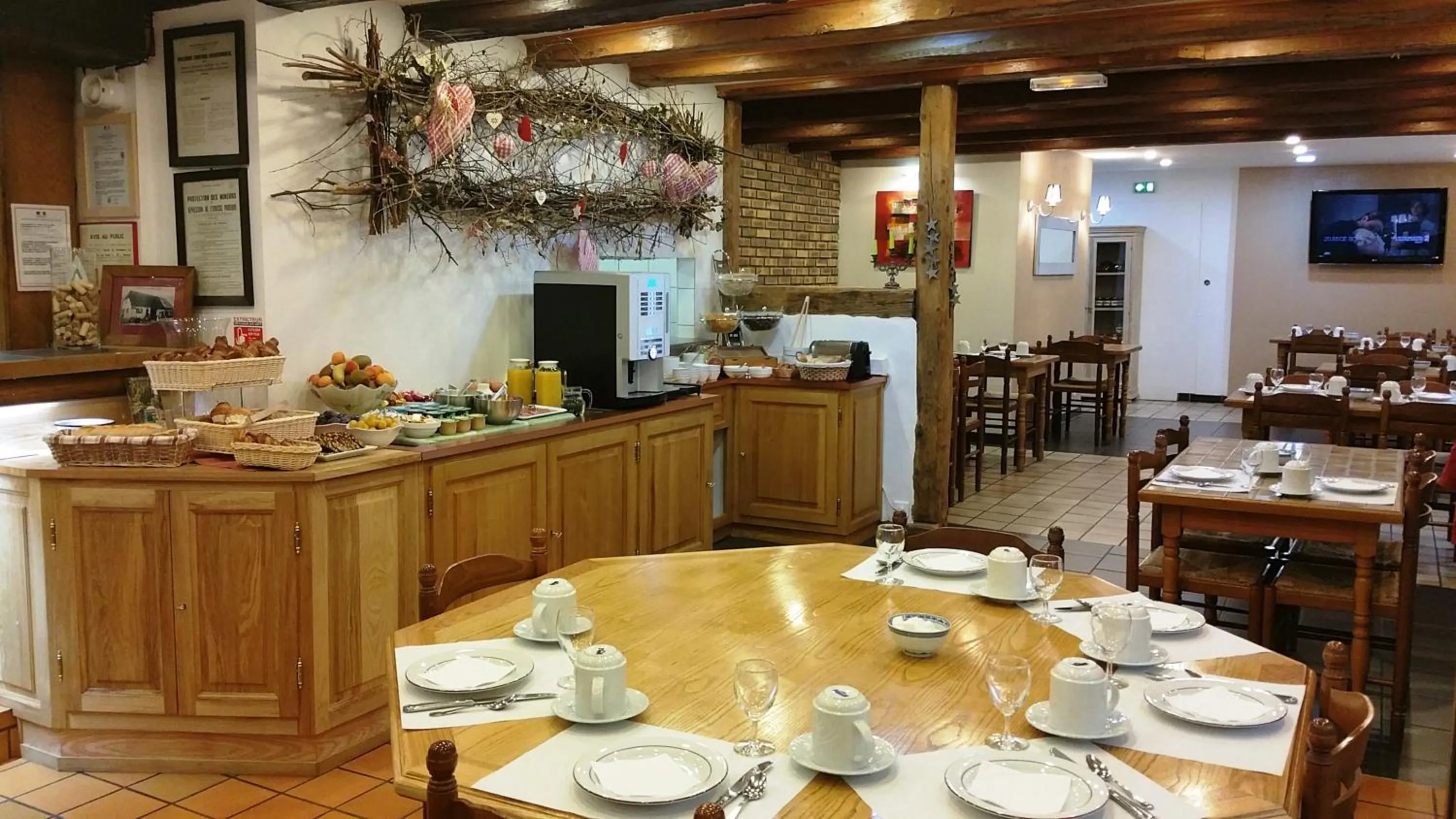 Breakfast in A l'Arbre Vert