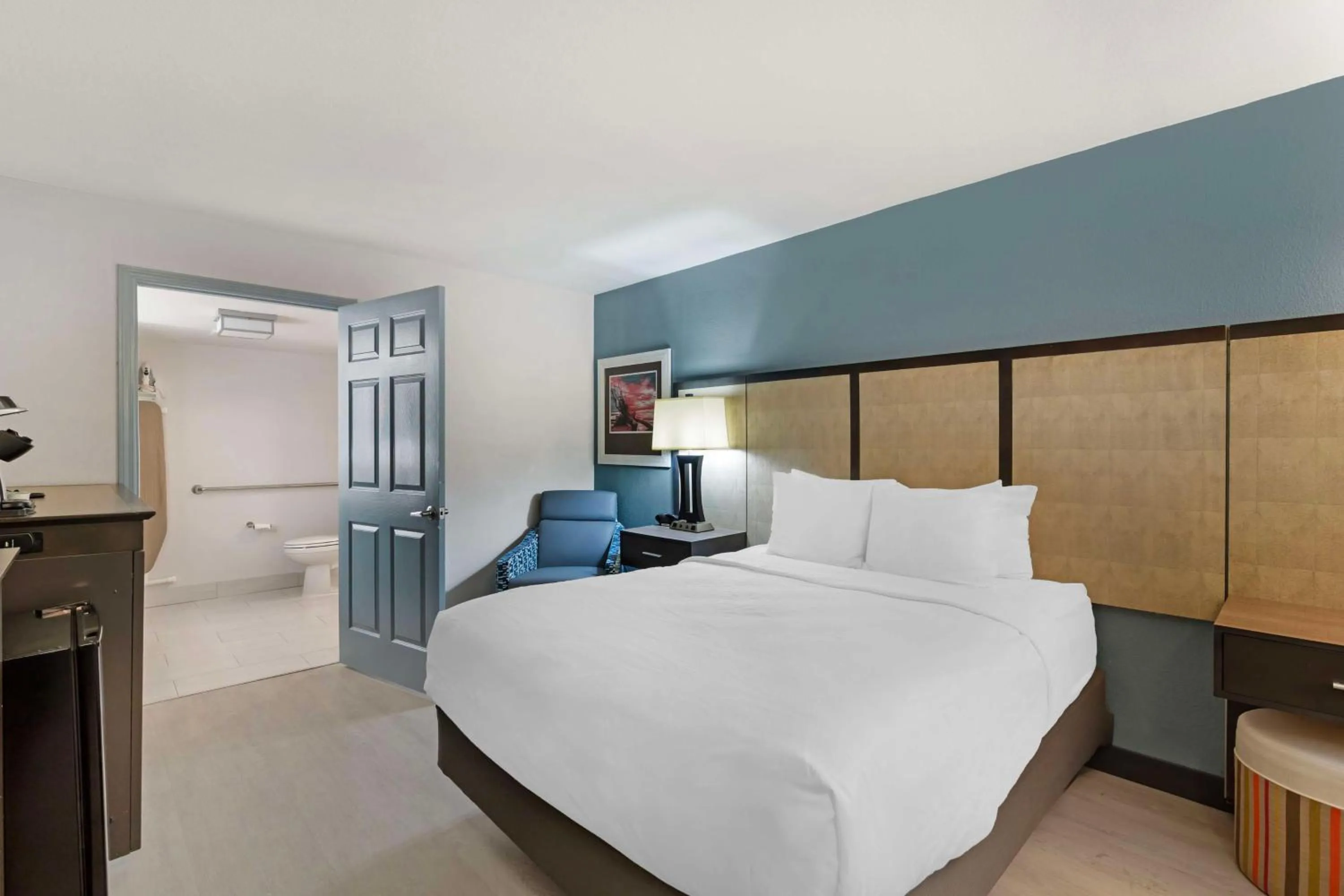 Bedroom, Bed in Best Western Plus St. Simons