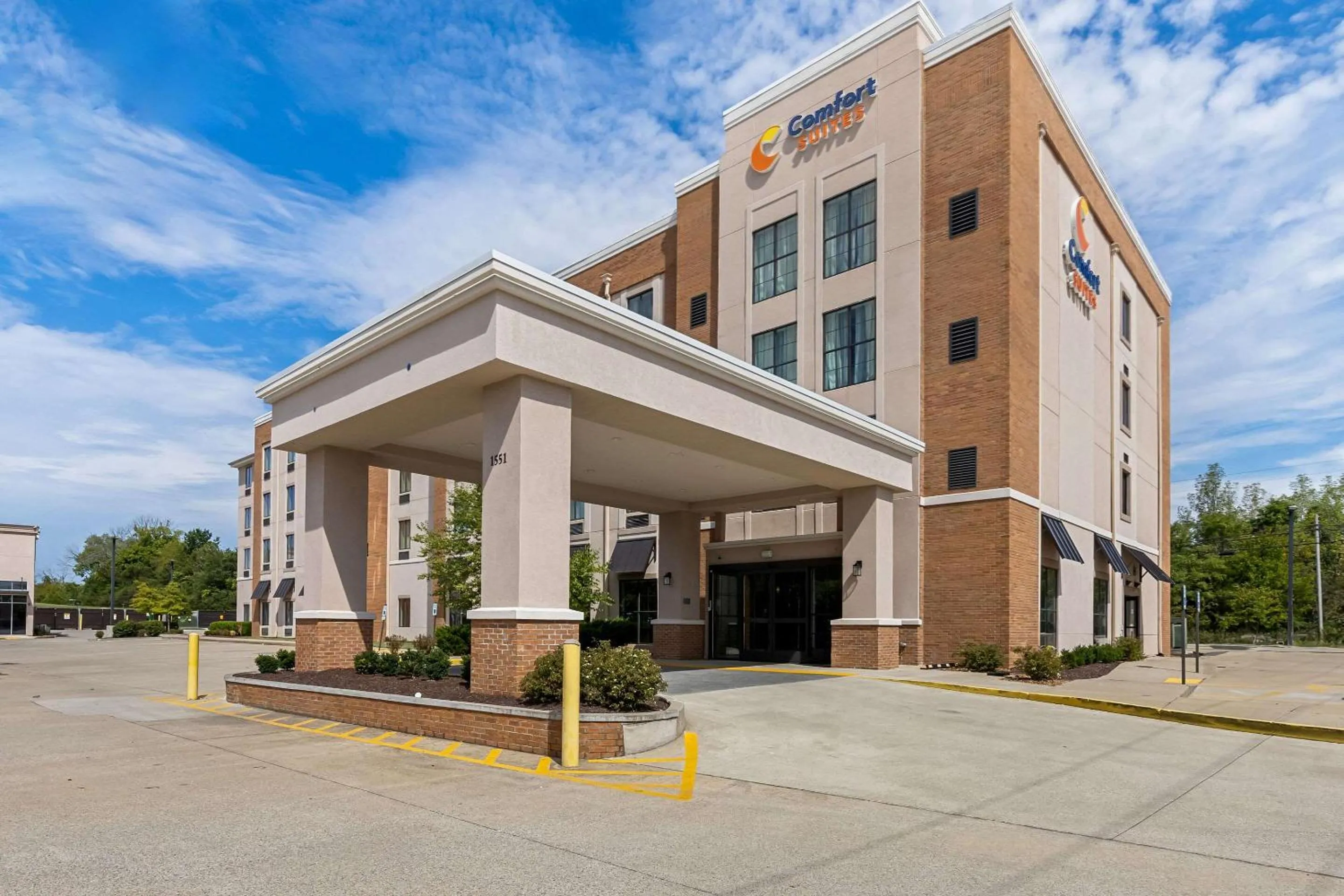 Property building in Comfort Suites Columbia I-65