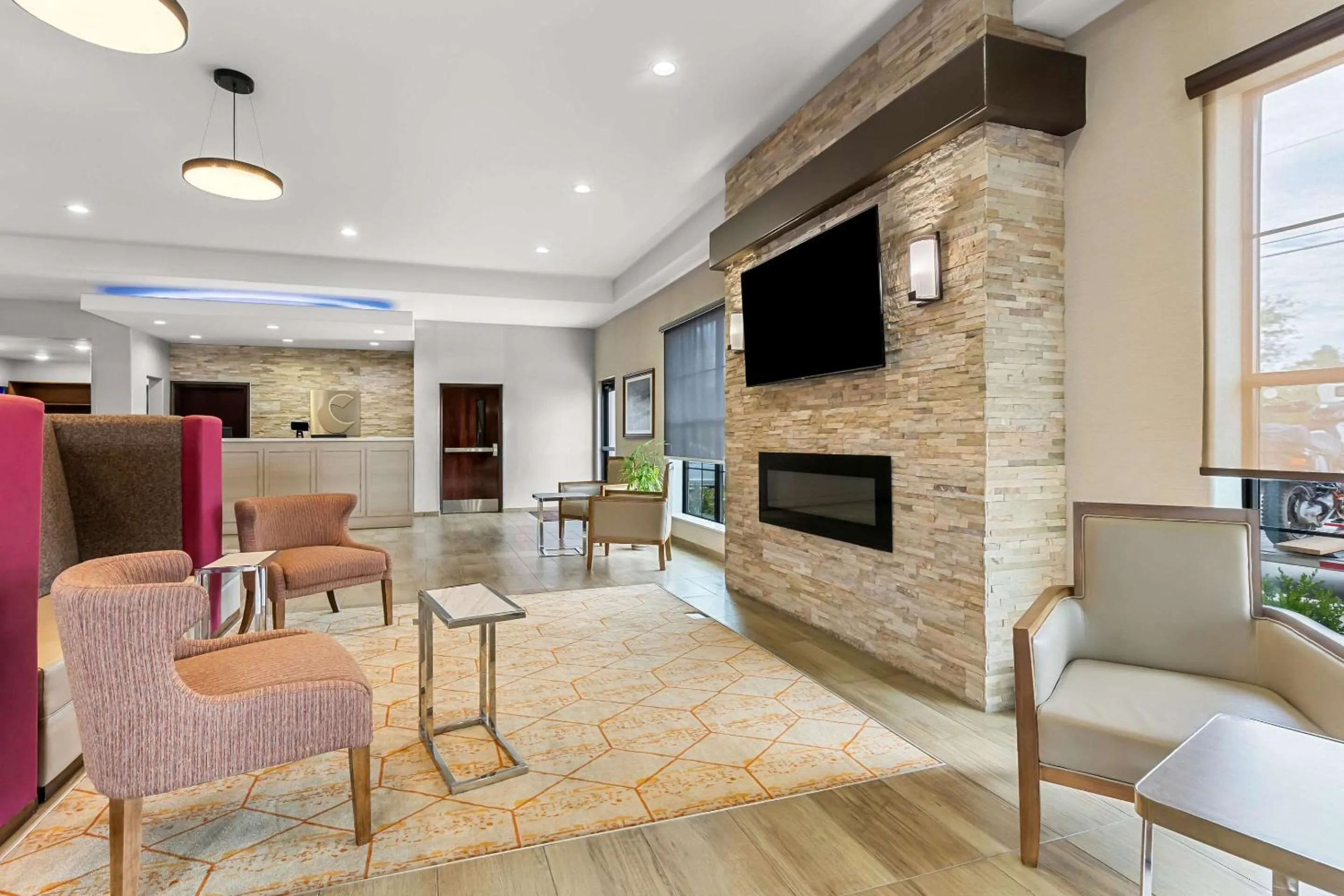 Lobby or reception in Comfort Suites Columbia I-65