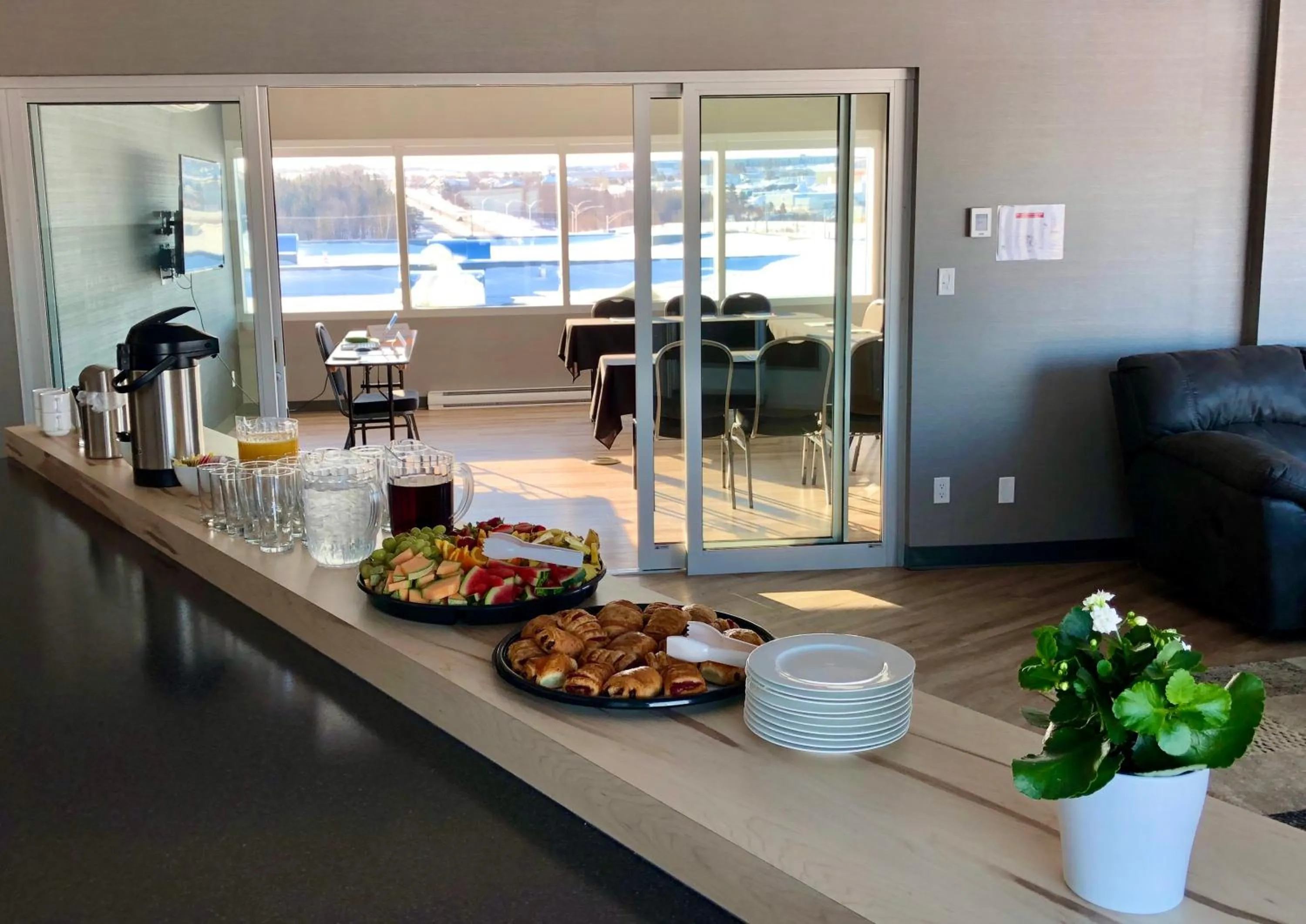 Food and drinks in Quality Inn & Suites