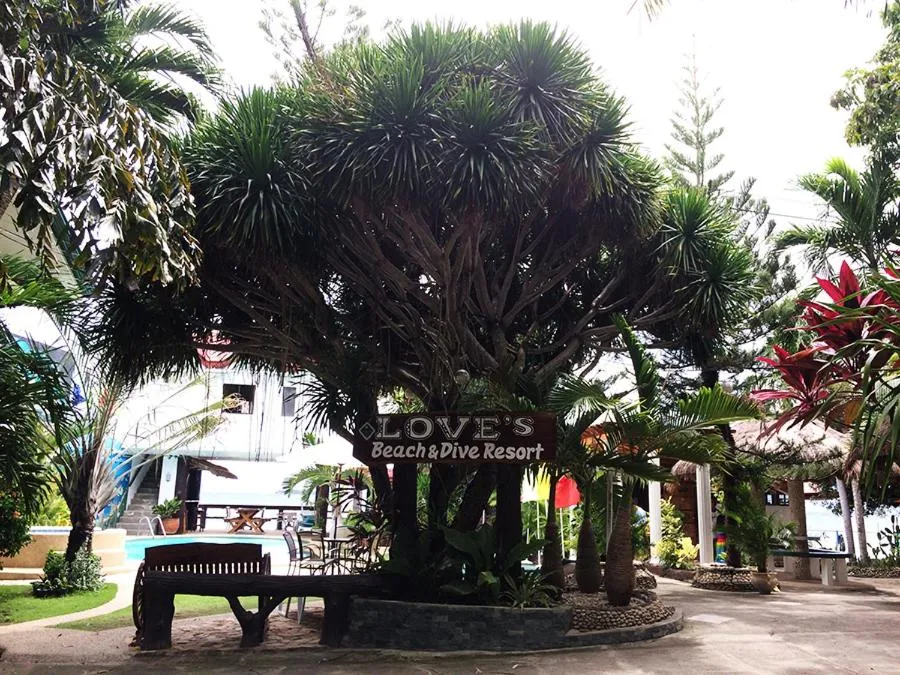 Love's Beach & Dive Resort