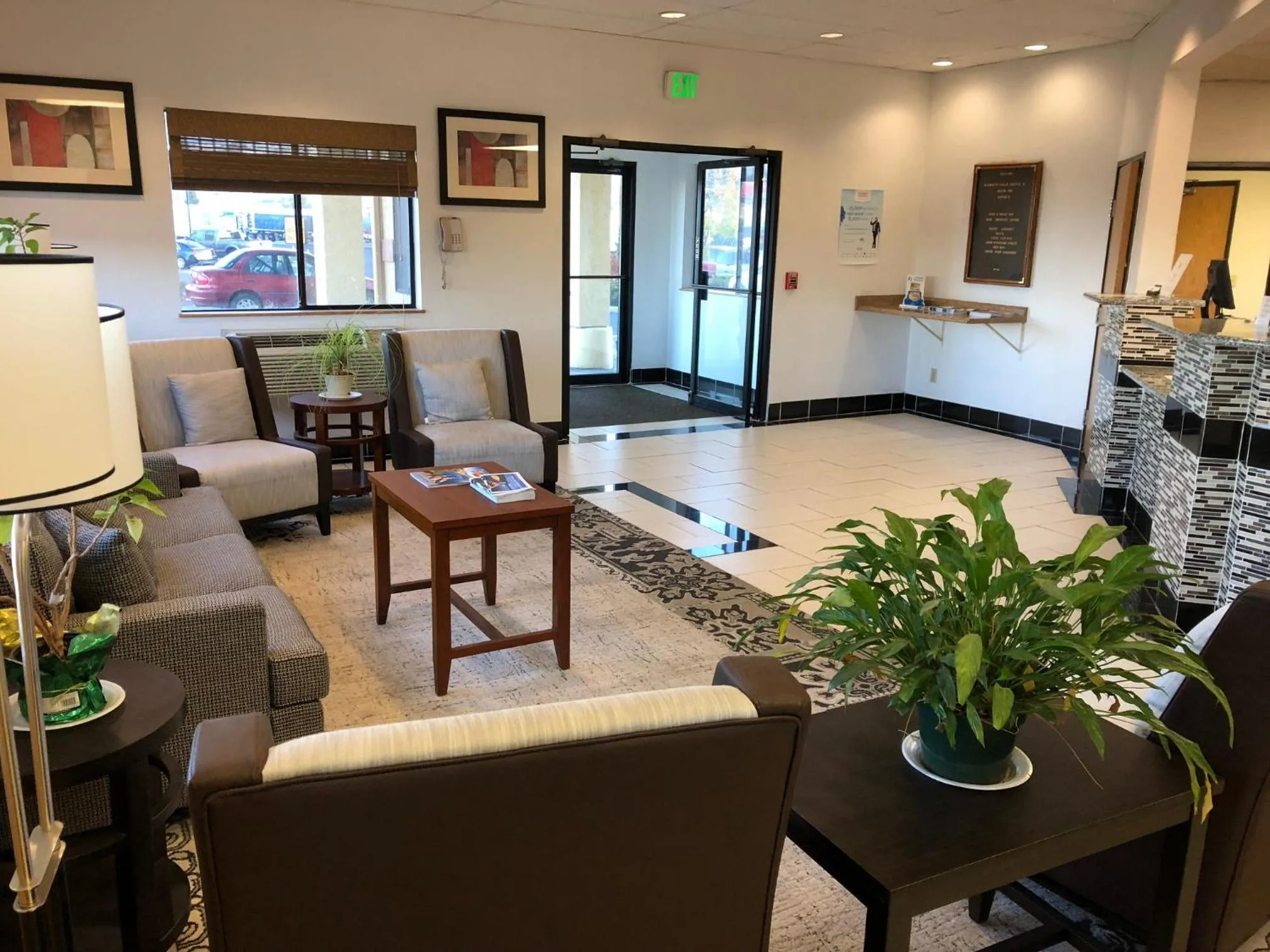 Lobby or reception in Super 8 by Wyndham Klamath Falls