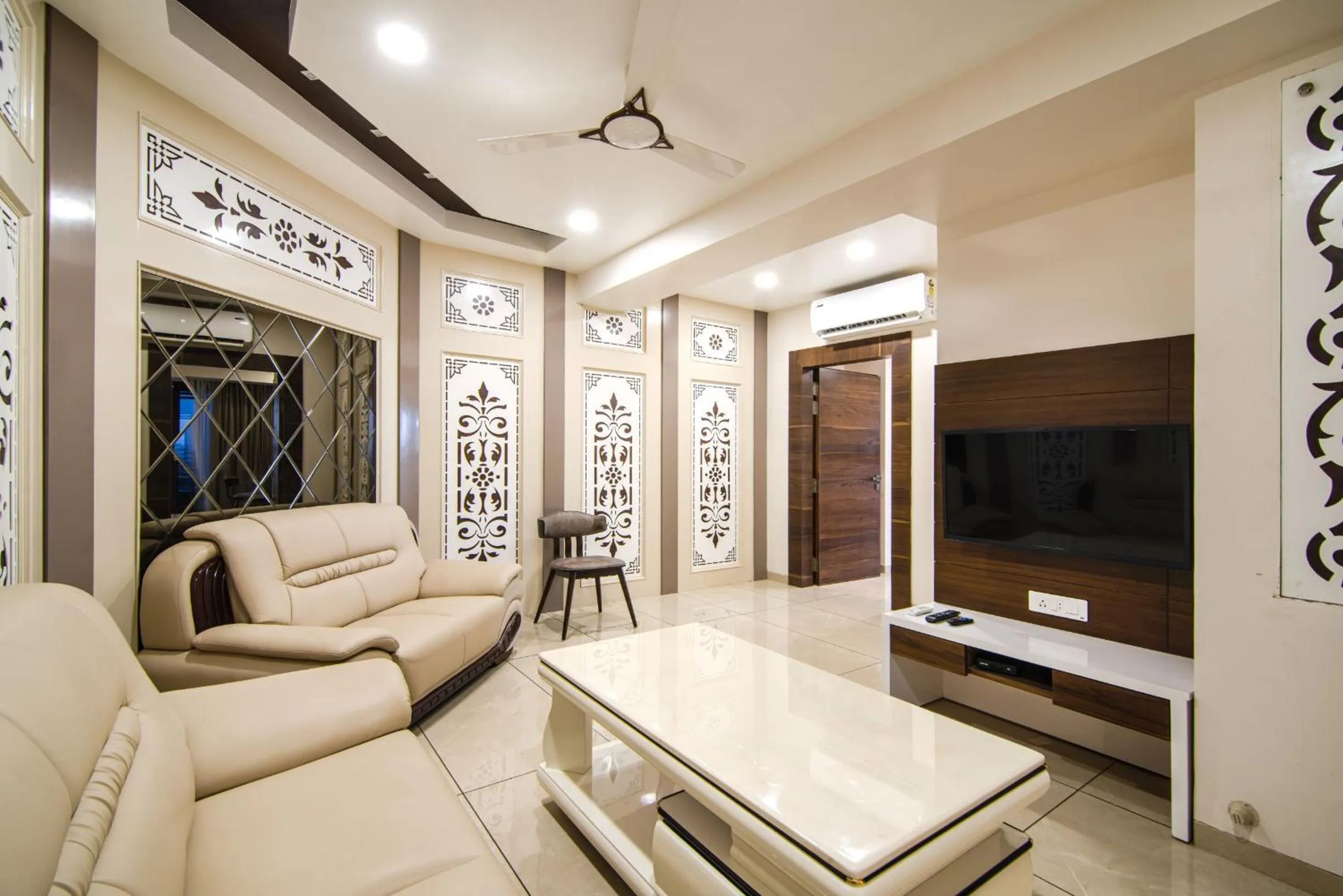 Seating area in Hotel Sleep Inn