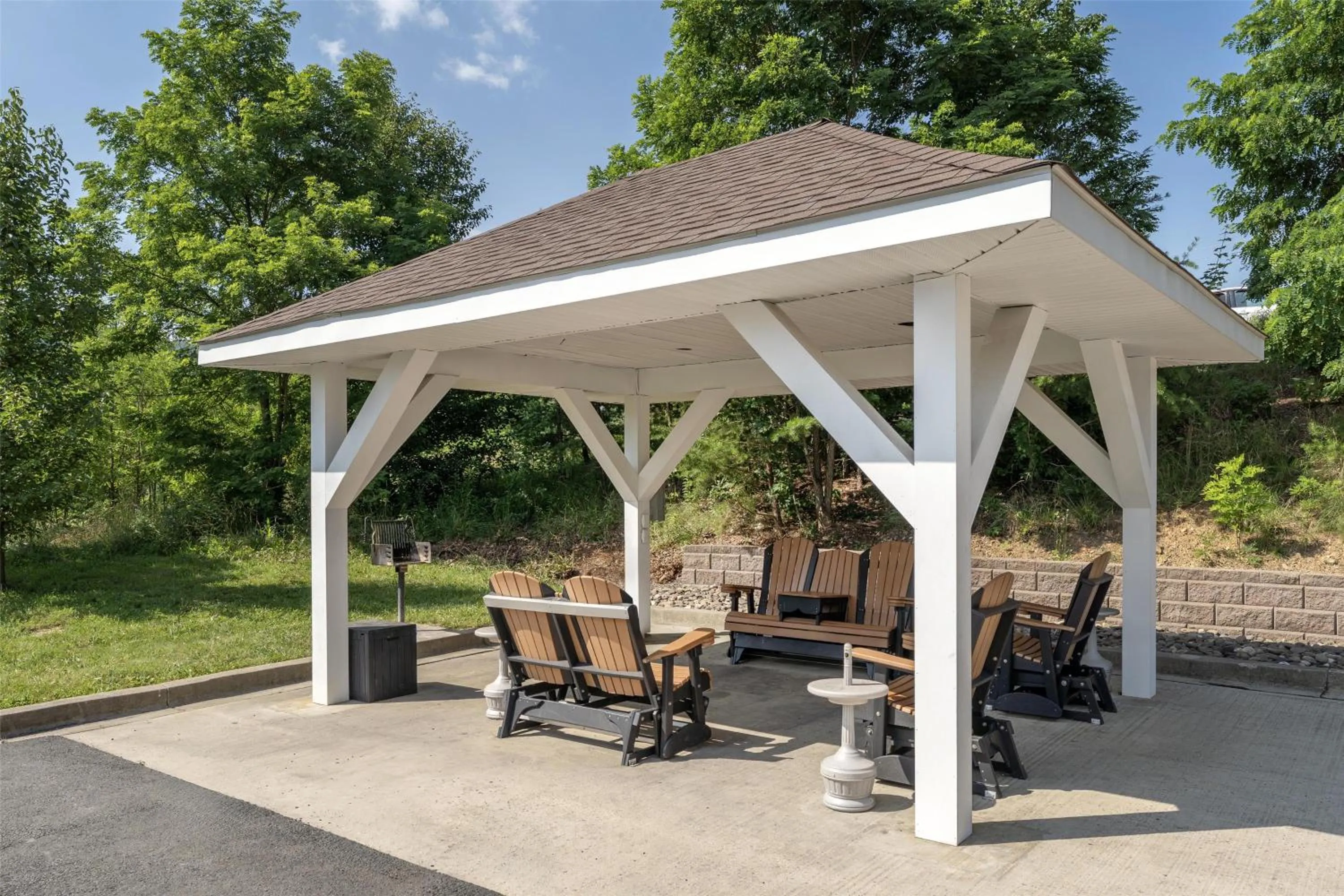 Property building in SureStay Plus Hotel by Best Western Keyser